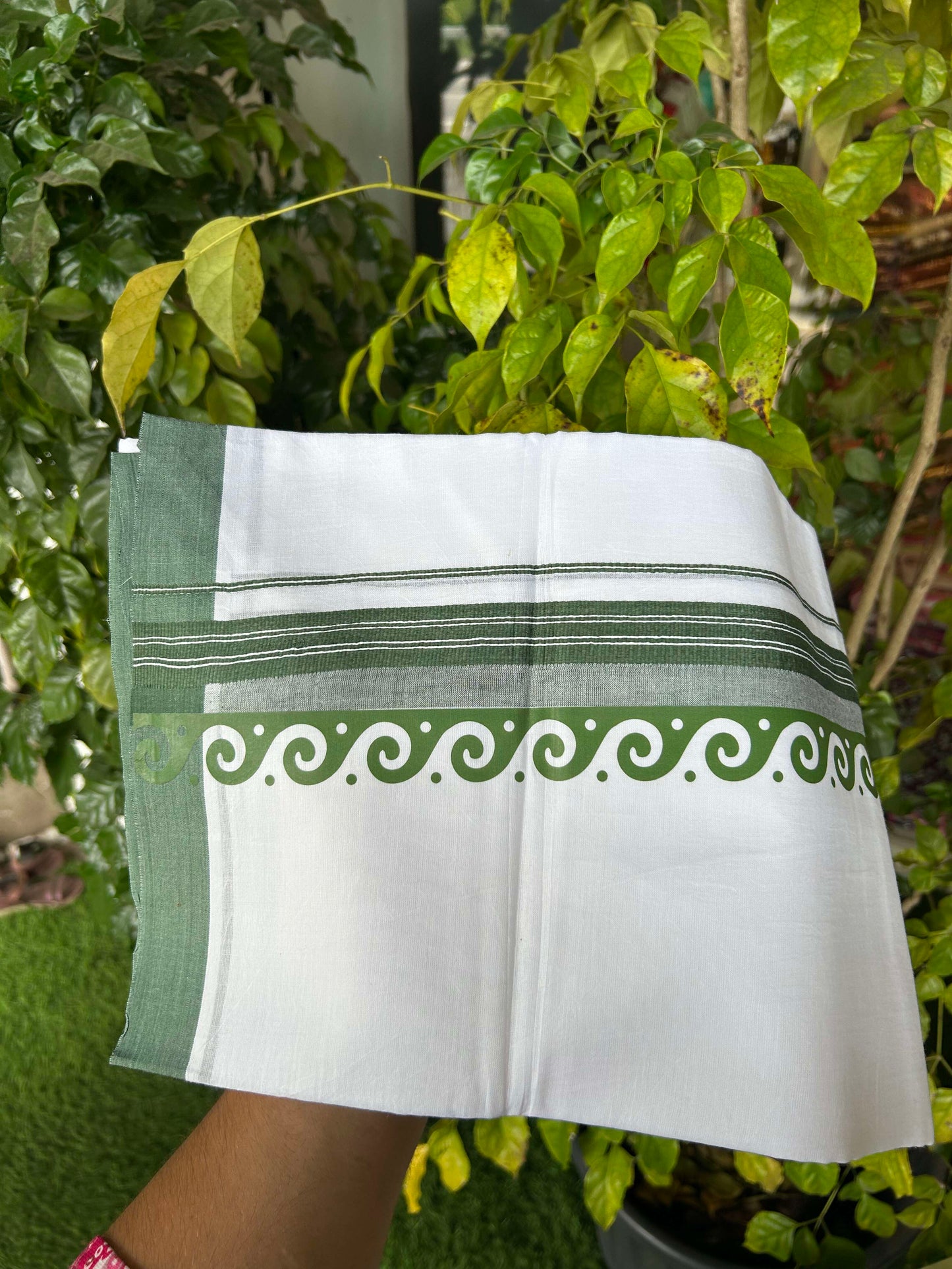 20% Discount ! KaithariKada Balaramapuram Cotton Double Pure white Mundu/Dhoti- 60s - 2.5 inch Green Printed Shaded Stripes Design Kara - 3.65 mtr (8 muzham) - 35 KK5309 GAN