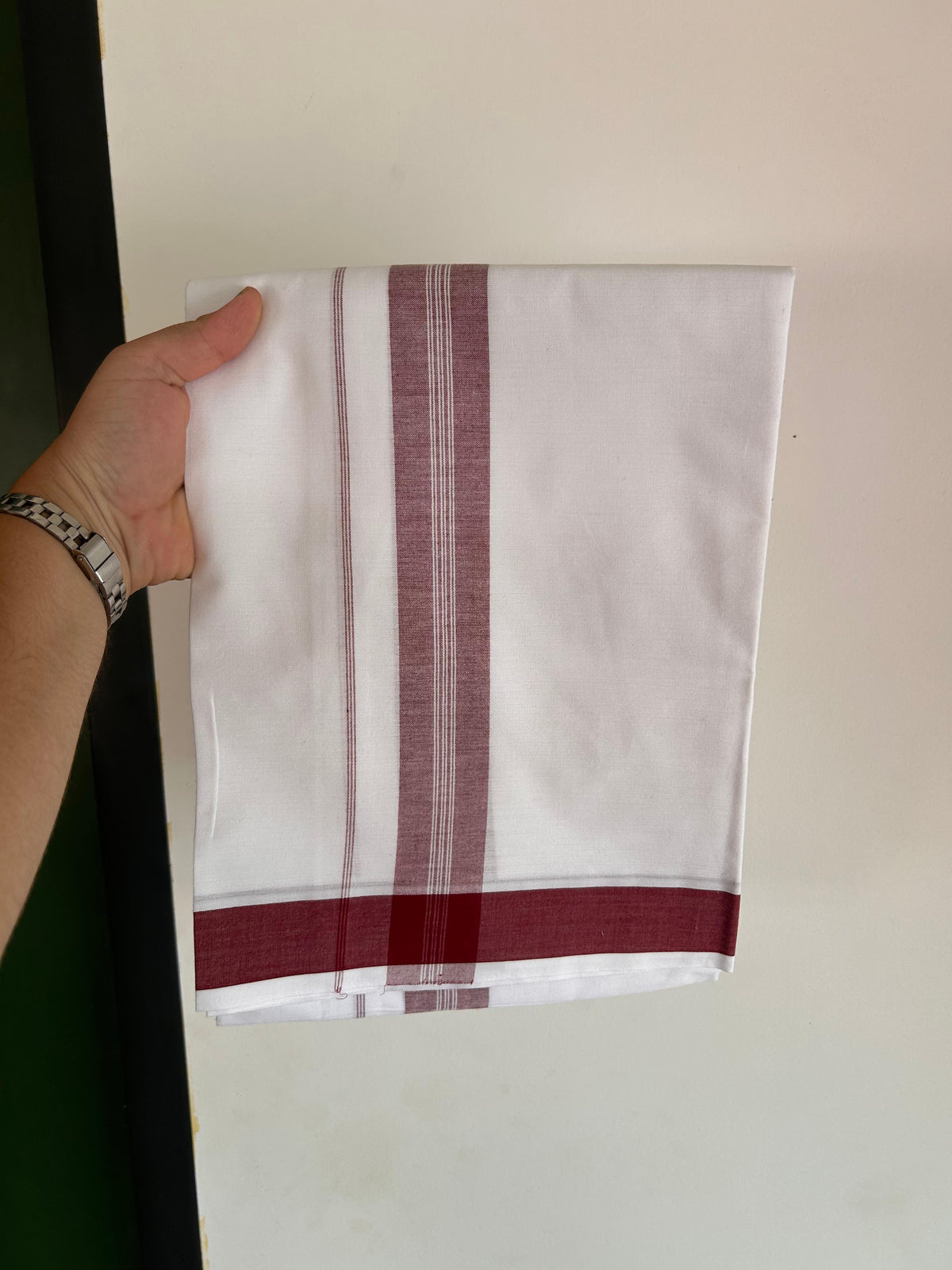 Kaitharikada - Single Kaily / Lungi - Mixed Cotton - 40s twisted - 1.5 inch Maroon Striped Kara with White colour body (2 meter / 4 muzham) -  2 KK5525 MRH