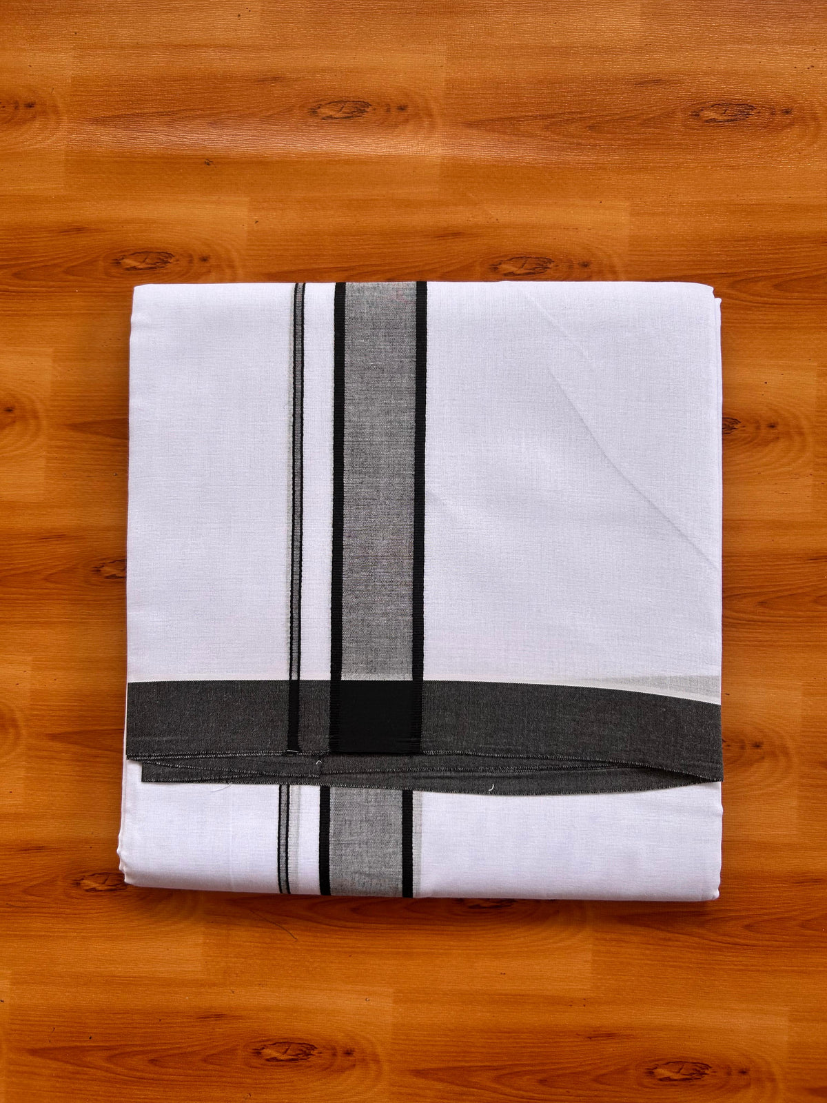Blue Dyed Pure White Double Mundu/Dhoti - 20% Discount ! Kaitharikada Pure Cotton - 80s - 1.5 inch Black Shaded Kara 3.85 mtr (8 muzham) - 4 KK5525 MRH