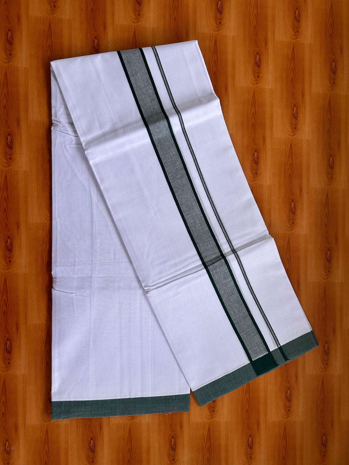 Blue Dyed Pure White Double Mundu/Dhoti - 20% Discount ! Kaitharikada Pure Cotton - 80s - 1.5 inch Green Shaded Kara 3.85 mtr (8 muzham) - 5 KK5525 MRH