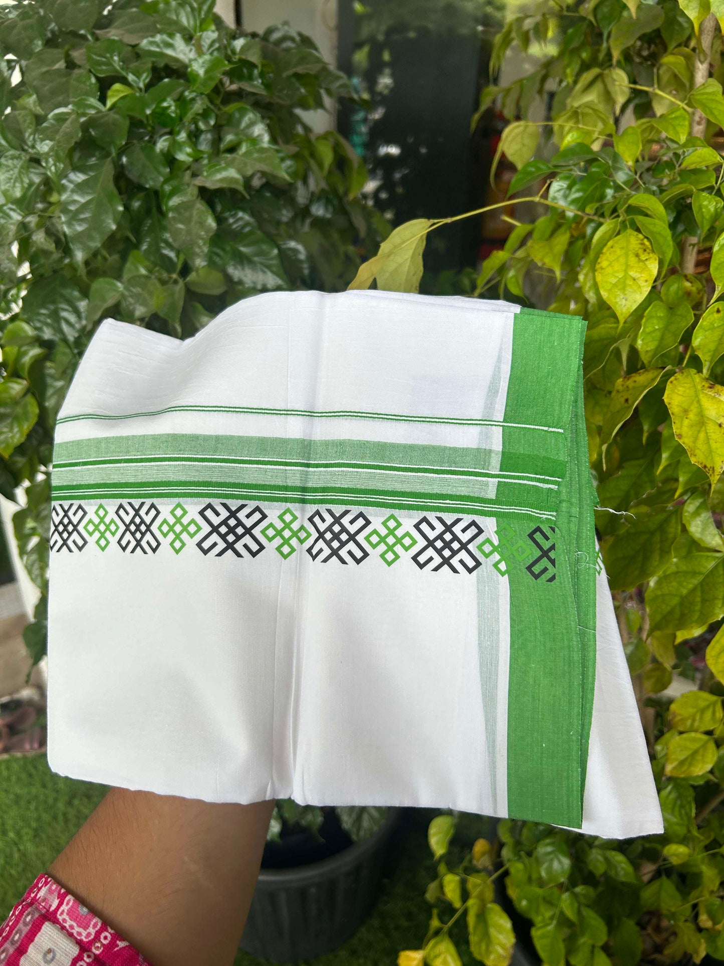 20% Discount ! KaithariKada Balaramapuram Cotton Double Pure white Mundu/Dhoti- 60s - 2.5 inch Black & Green Printed Stripes Design Kara - 3.65 mtr (8 muzham) - 14 KK5309 GAN