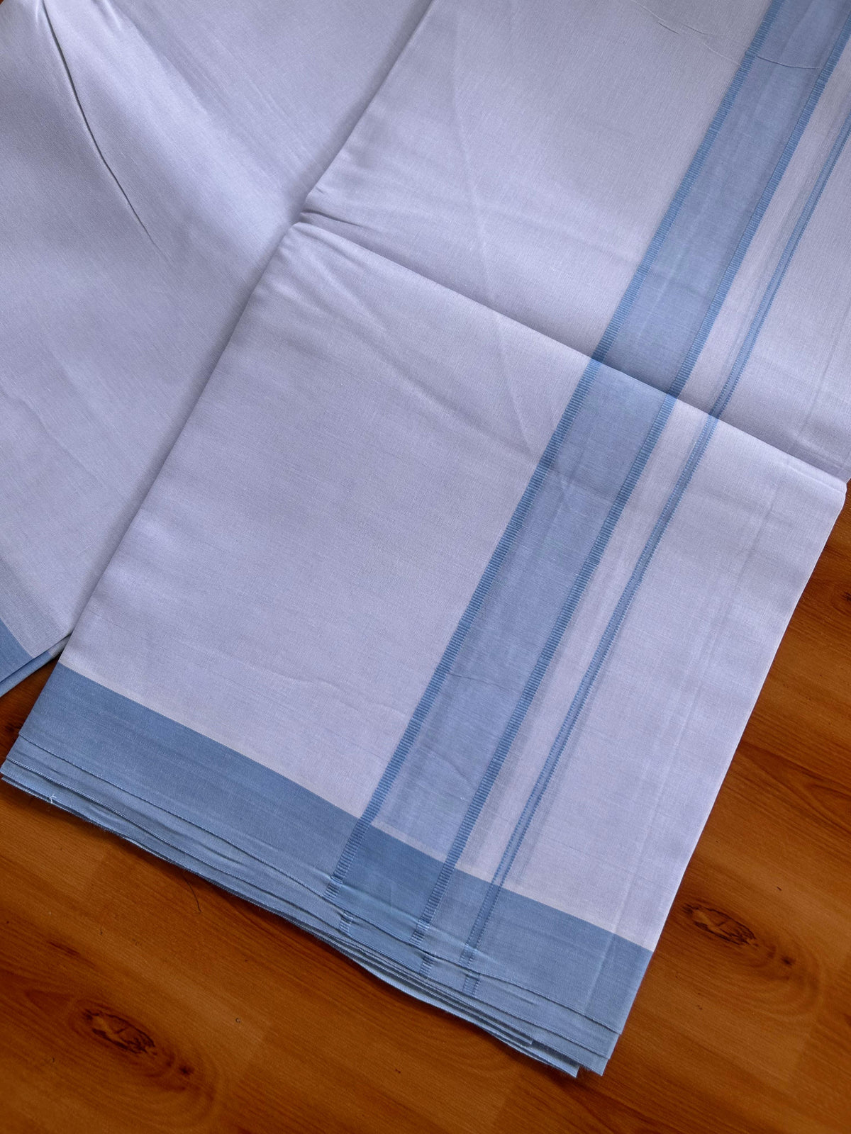 Blue Dyed Pure White Double Mundu/Dhoti - 20% Discount ! Kaitharikada Pure Cotton - 80s - 1.5 inch Light Blue Shaded Kara 3.85 mtr (8 muzham) - 6 KK5525 MRH
