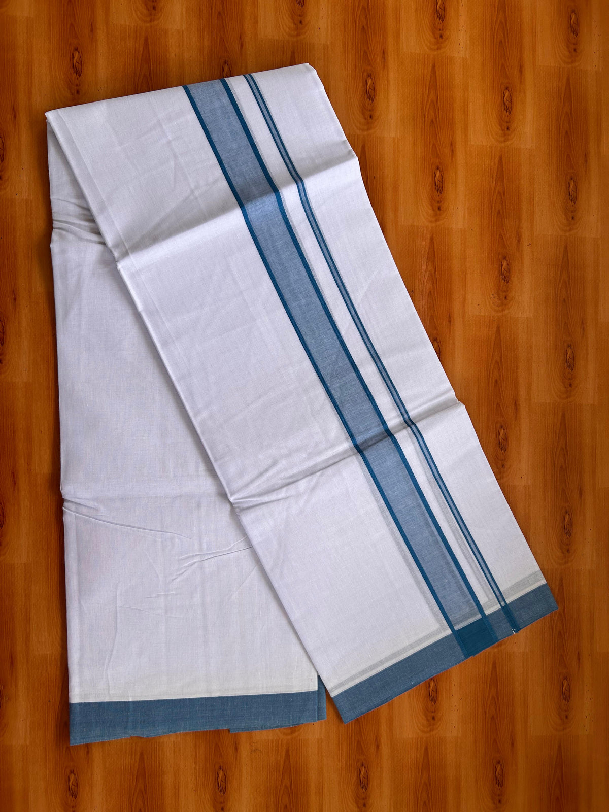 Blue Dyed Pure White Double Mundu/Dhoti - 20% Discount ! Kaitharikada Pure Cotton - 80s - 1.5 inch Peacock Blue Shaded Kara 3.85 mtr (8 muzham) - 9 KK5525 MRH