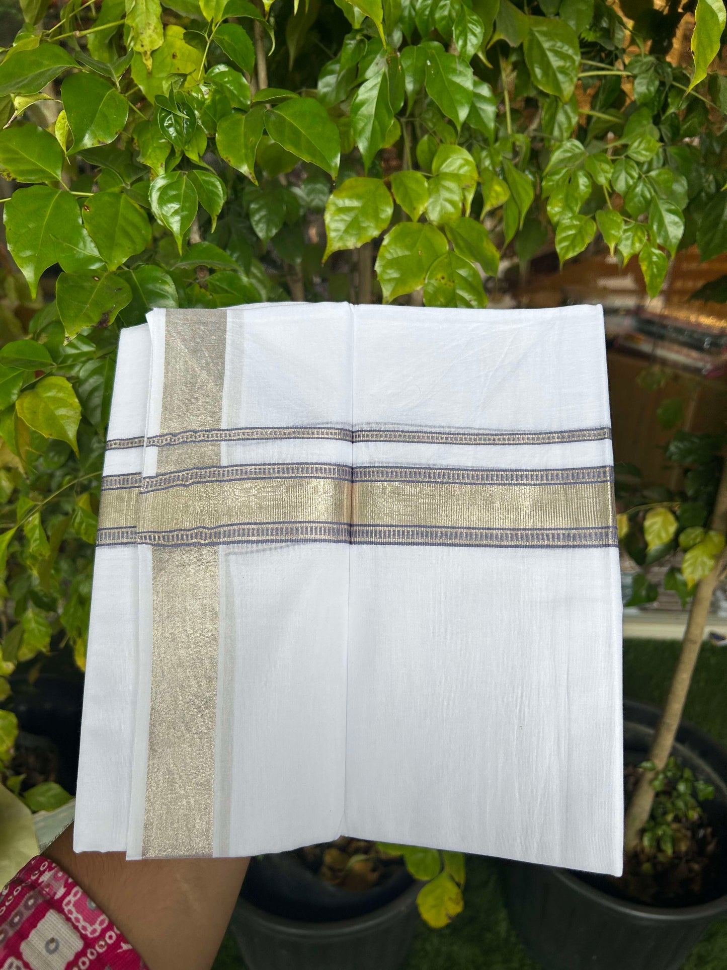 20% Discount!! KaithariKada Balaramapuram 100% Cotton Double Pure White Mundu/Dhoti - 100x100 - 1.5 inch Silver Kasav & Lavender Design Kara 3.90 mtr (8 muzham) - 2 KK5309 GAN