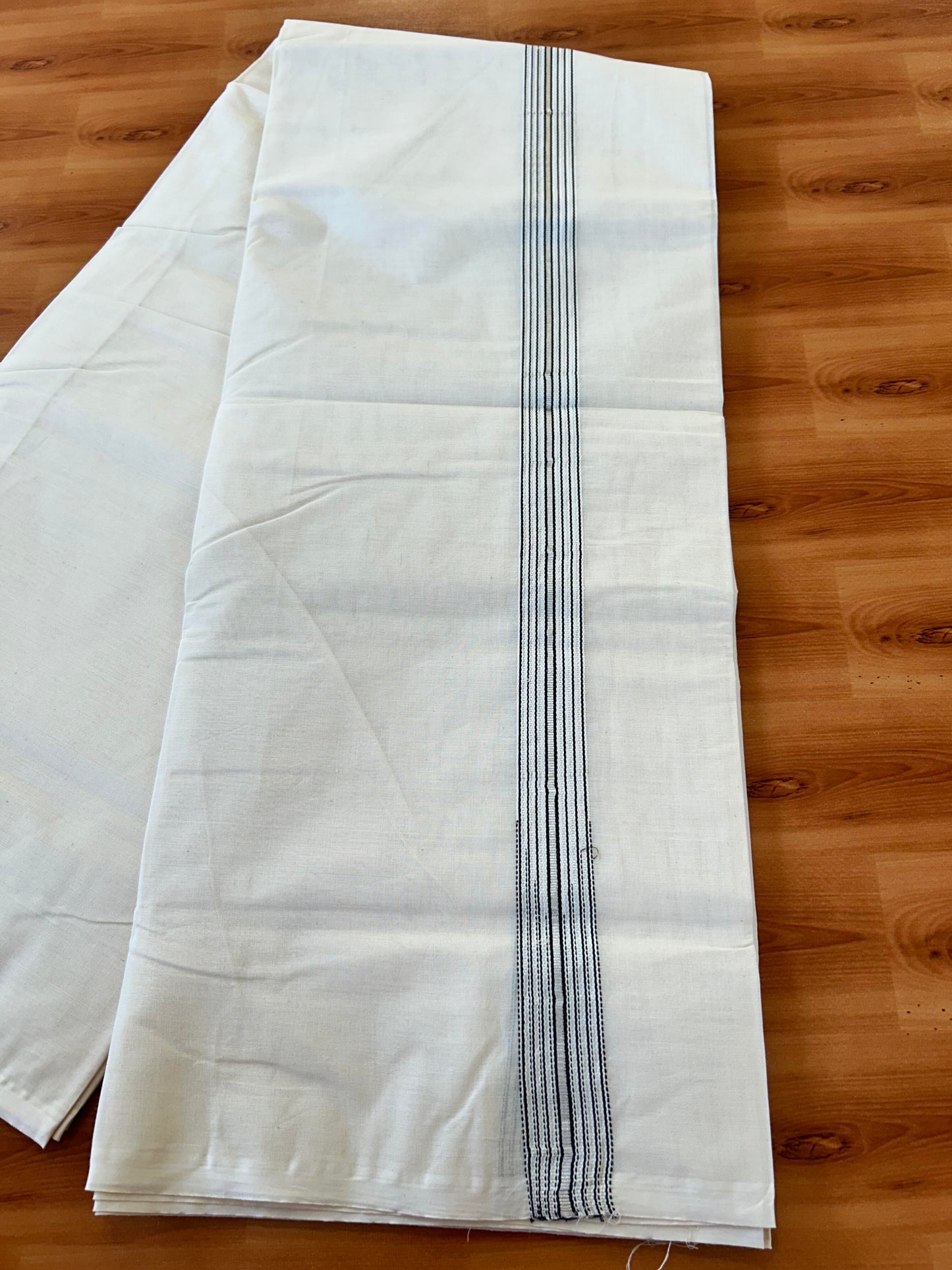 Double Off white Mundu/Dhoti - 20% Discount! KaithariKada Balaramapuram - 100% Cotton  100x100 - 1.25 inch Puliyilakkara Silver Kasav & Black 12 Line Chutty Kara - 4 mtr (8.5 muzham) - 12 KK5457 ASH