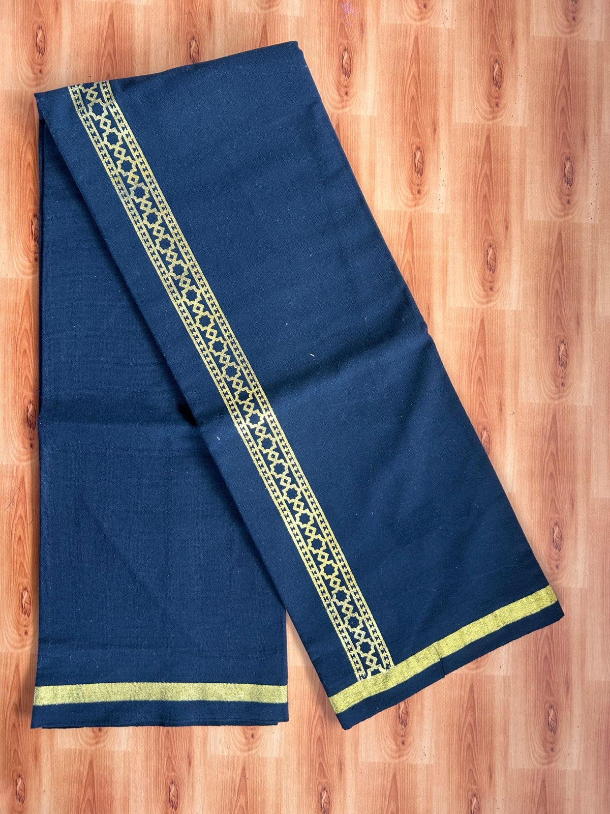 Kaitharikada - Single Kaily / Lungi - Mixed Cotton - 20s twisted - 1.5 inch Light Gold Kasav Printed Design Kara with Black colour body (2 meter / 4 muzham) - 1 KK8085 GAN