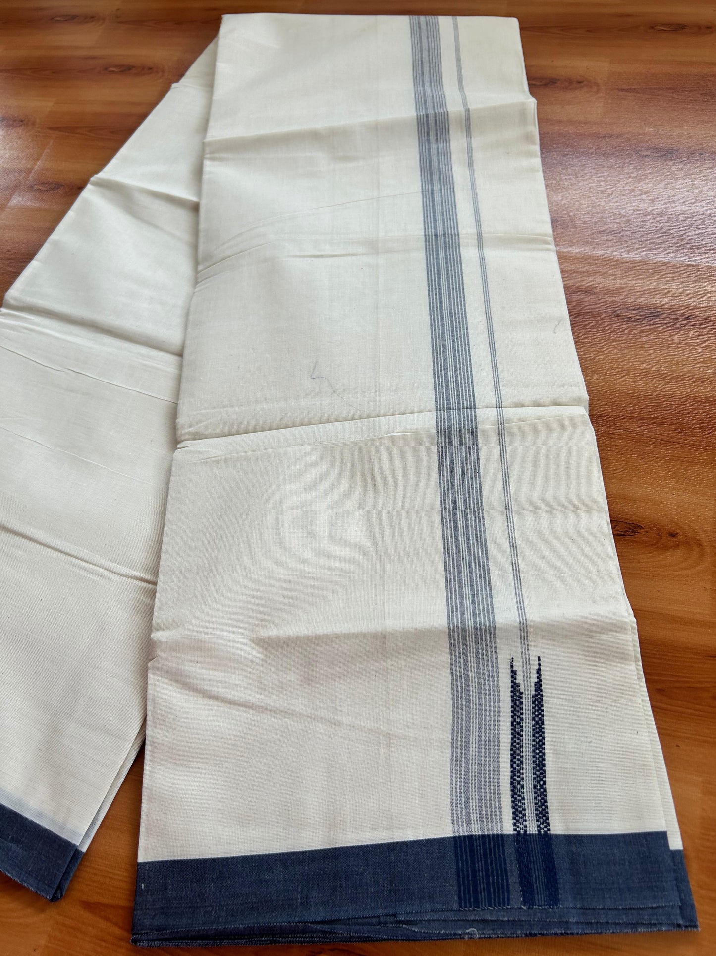 Off White Double Mundu/Dhoti - 20% Discount ! Kaitharikada 100% Cotton  - 100x80 - 0.75 inch Navy blue shaded Striped chutty Kara 4 mtr (8.5 muzham) - 16 KK5490 VAS