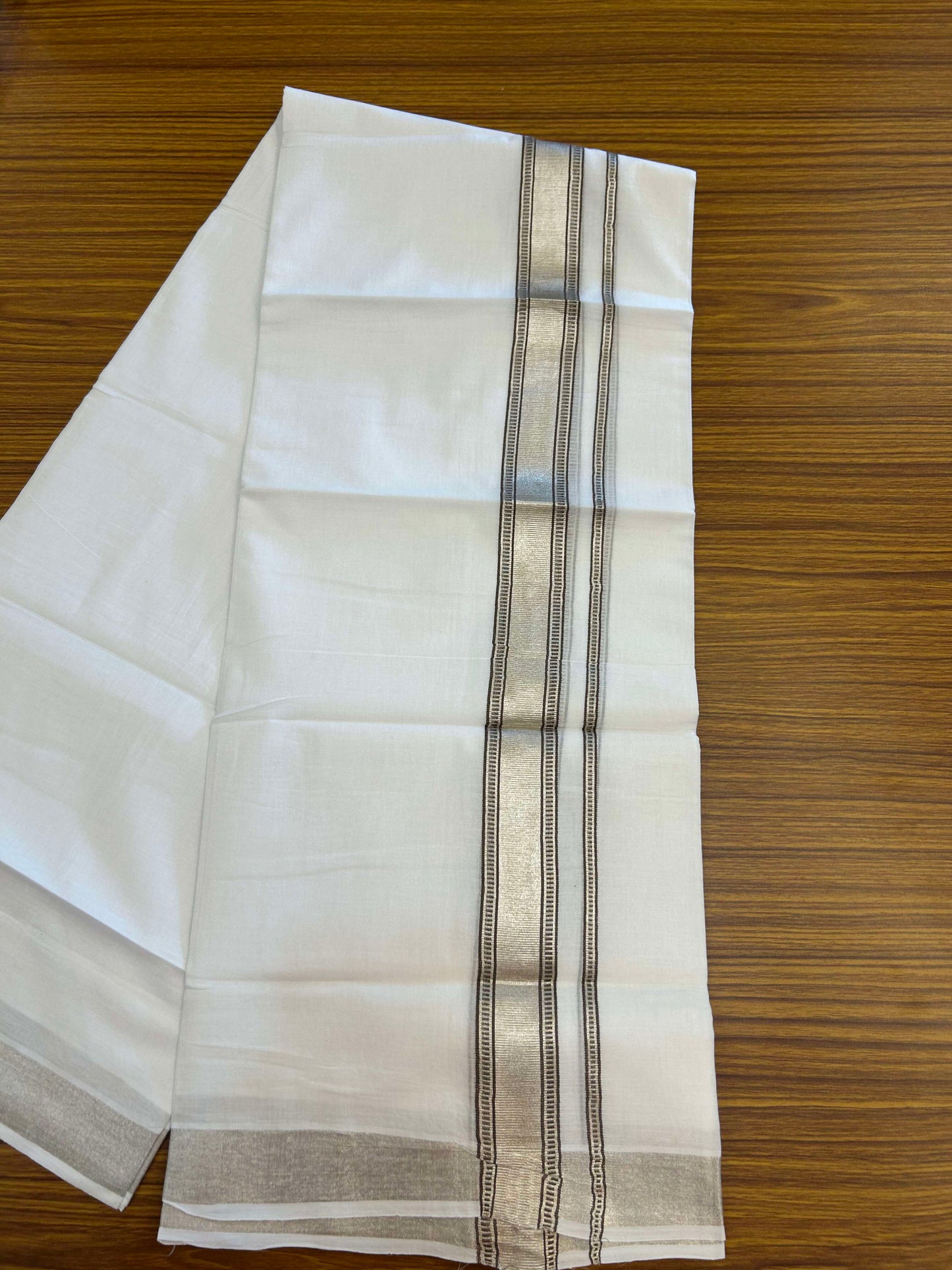 20% Discount!! KaithariKada Balaramapuram 100% Cotton Double Pure White Mundu/Dhoti - 100x100 - 1.5 inch Silver Kasav & Brown Design Kara 3.90 mtr (8 muzham) - 5 KK5309 GAN