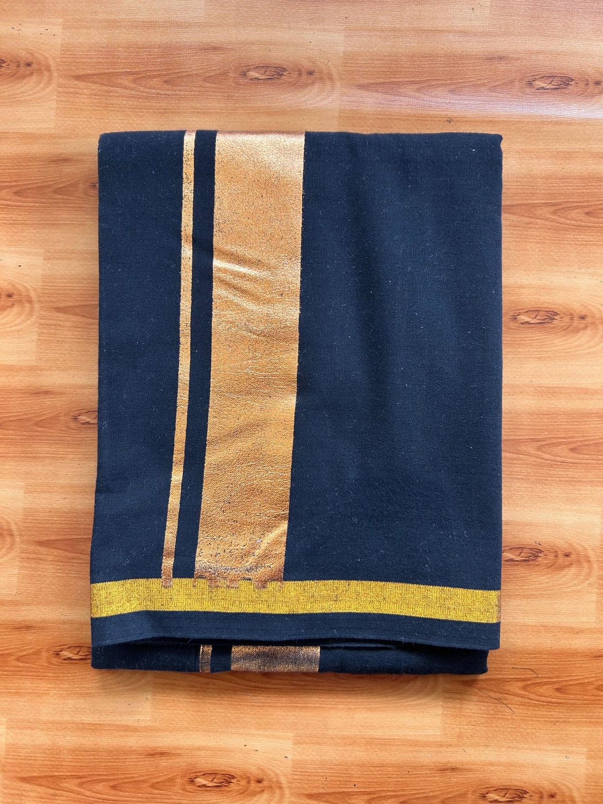 Kaitharikada - Single Kaily / Lungi - Mixed Cotton - 20s twisted - 2 inch Copper Kasav Kara with Black colour body (2 meter / 4 muzham) - 4 KK8085 GAN