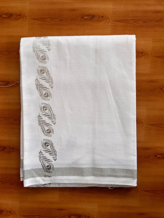 Kaitharikada - Single Kaily / Lungi - Mixed Cotton - 20s twisted - 1.5 inch Silver Kasav Peacock Feather Printed Design Kara with White colour body (2 meter / 4 muzham) - 8 KK8085 GAN