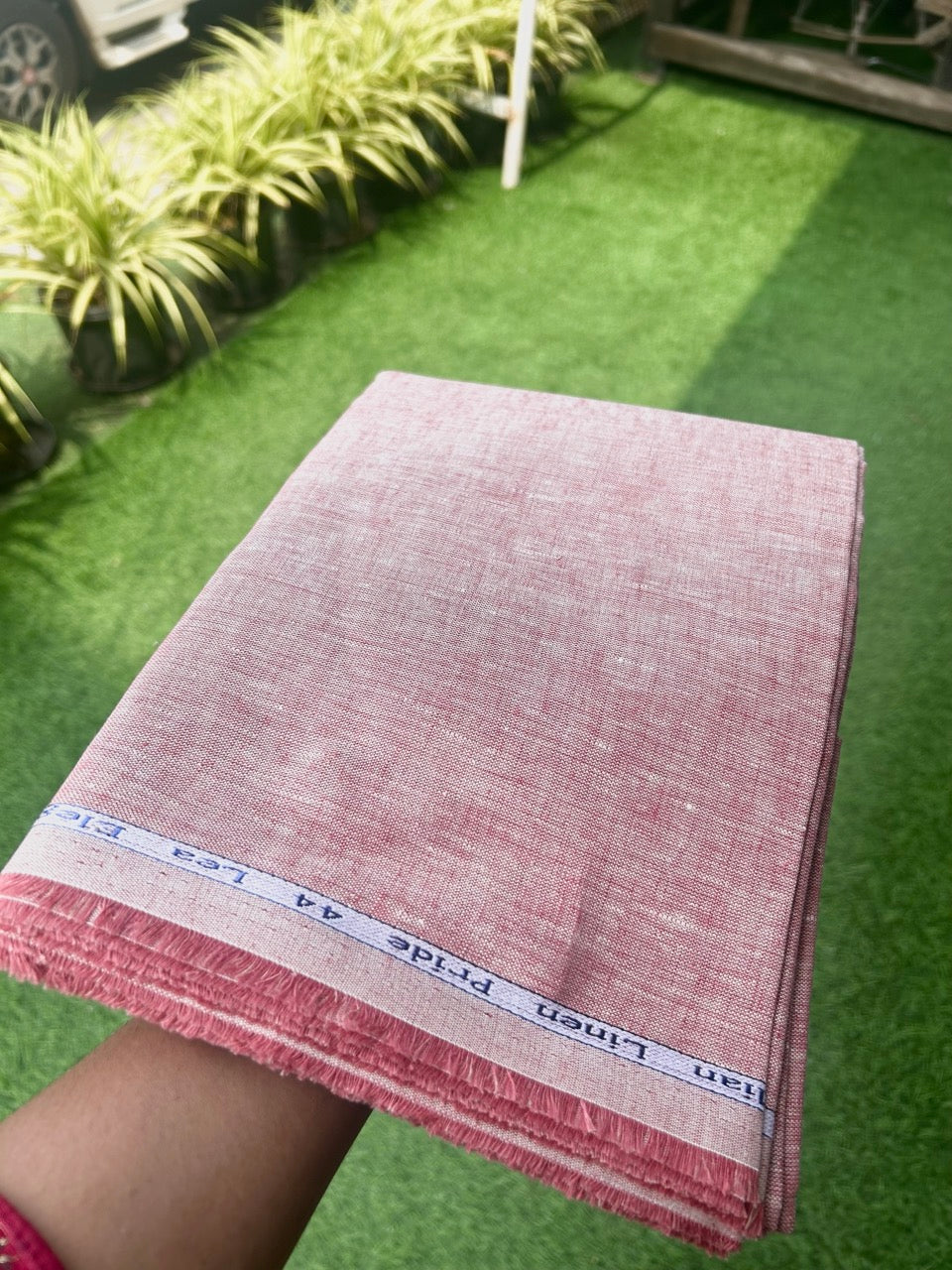 NEW! Kaitharikada Shirt Meterial -Pink Red Linen Shirt & Kurta Material 200x150(cm) (₹ 2,280 Per meter) - 7KK7002SAR
