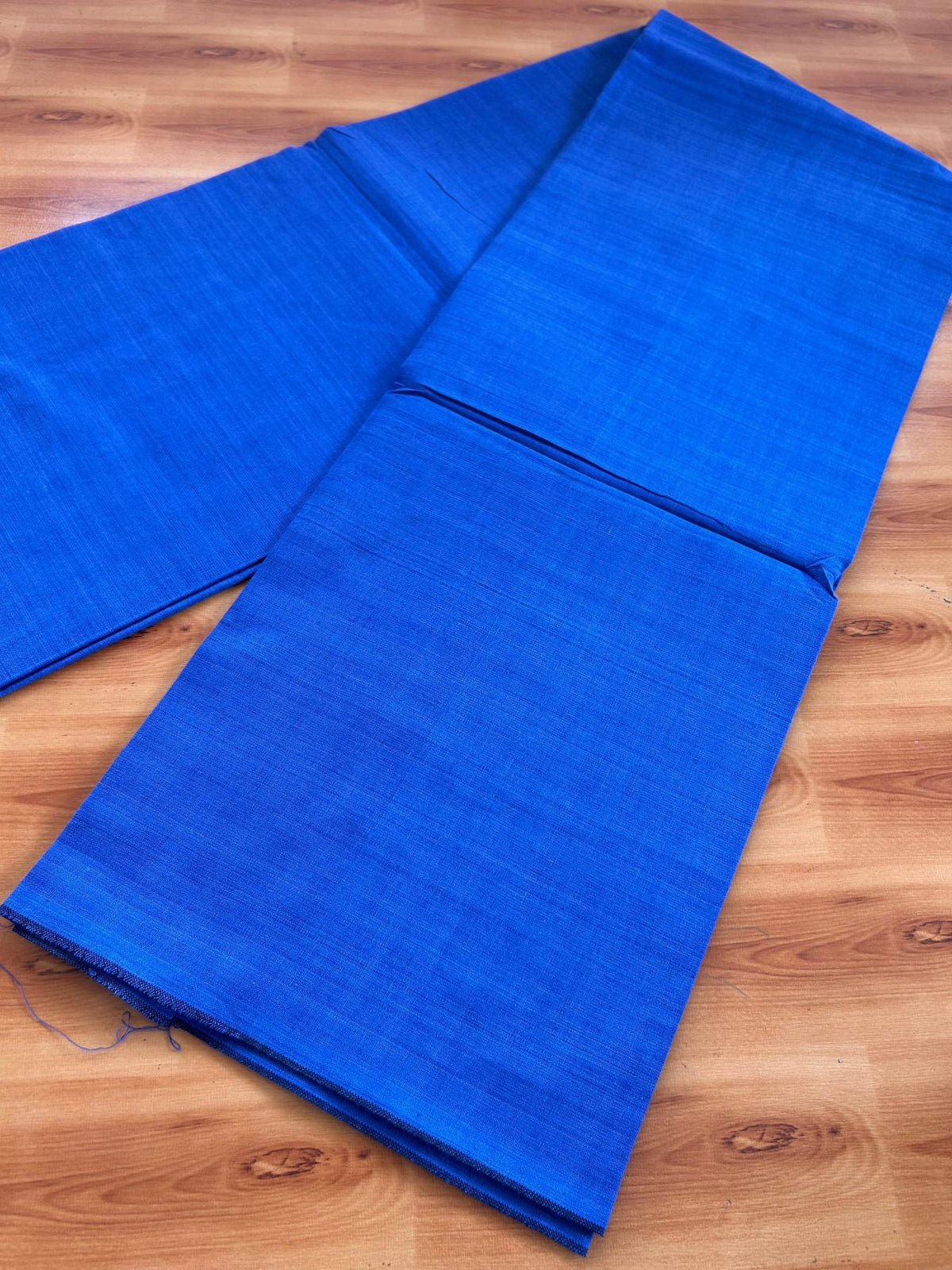 Single Kaily / Lungi - Premium Kathar Type Mund Pure cotton - Kaitharikada - 0.1 inch Black thin kara Border with Blue colour body (2 meter / 4 muzham) - 1 KK8087 MUT