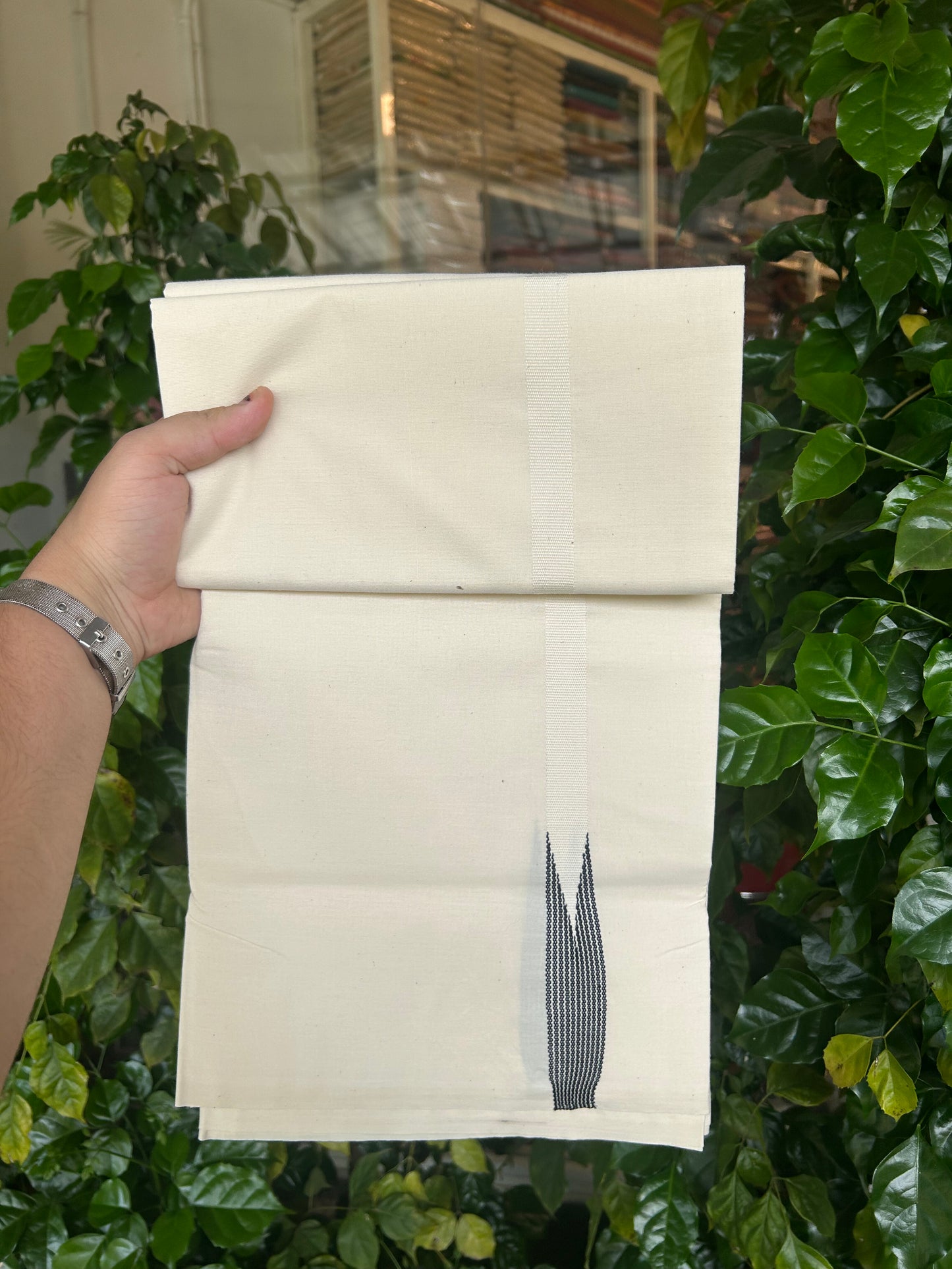 20% Discount!!  KaithariKada Balaramapuram 100% Cotton Single Off white (Unbleached) Mundu/Dhoti- Twisted 100s Thread - 1.5 cm Puliyilakkara Black Chutty Kara (2 meter / 4 muzham) - 1 KK5346 ASH