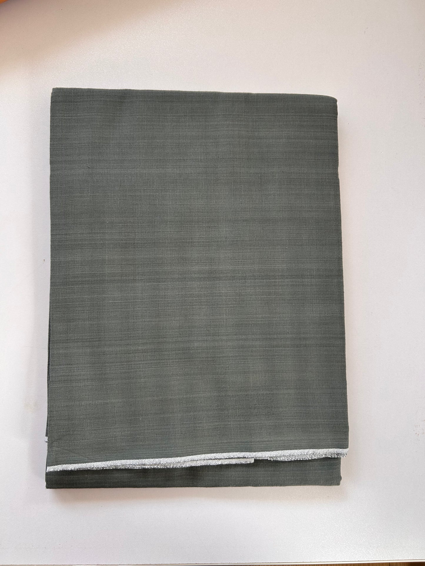 Single Kaily / Lungi - Premium Kathar Type Mund Pure cotton - Kaitharikada - 0.1 inch Black thin kara Border with Ash Grey colour body (2 meter / 4 muzham) - 3 KK8087 MUT