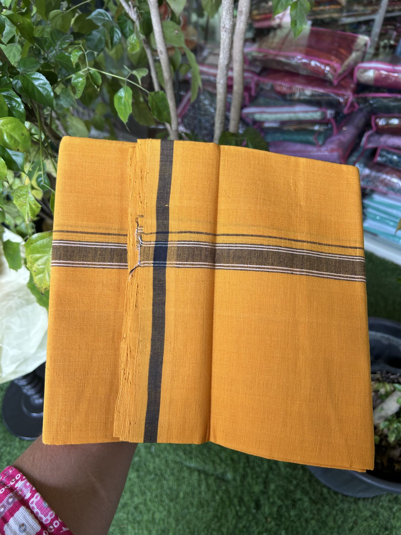 Handloom Single Hallmarked - 10% Discount !! KaithariKada 100% Pure Cotton - Mundu/Dhoti 2 cm Black Kara with Light Orange colour Body - (2 meter / 4 muzham) - 27 KK8044 ELA