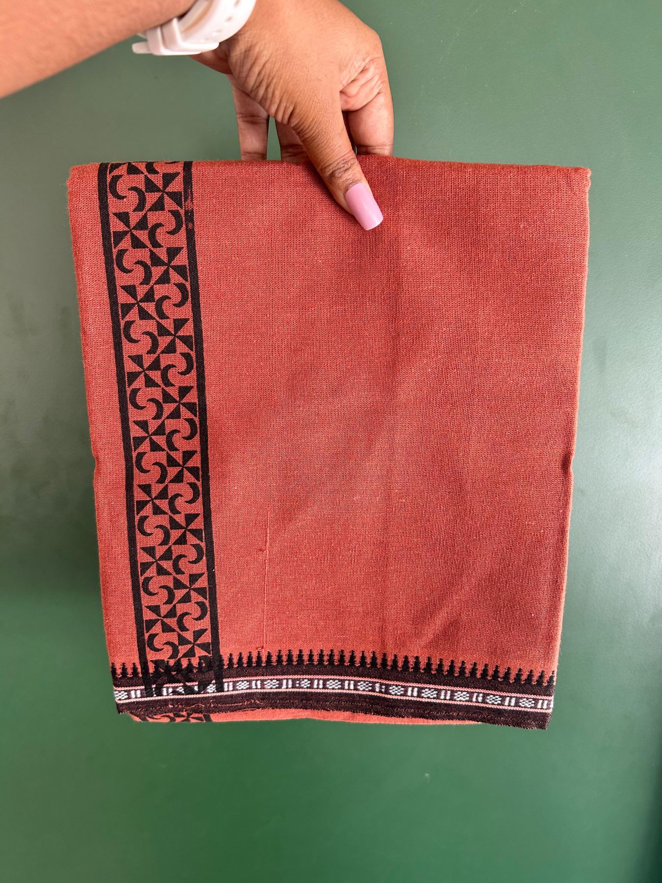 Single Kaily / Lungi - Kaitharikada - Mixed Cotton - 40s twisted - 1.75 inch Black Printed Design Printed Kuppadam Kara With Kavi Colour Body (2 meter / 4 muzham) - 7 KK8075 SAT
