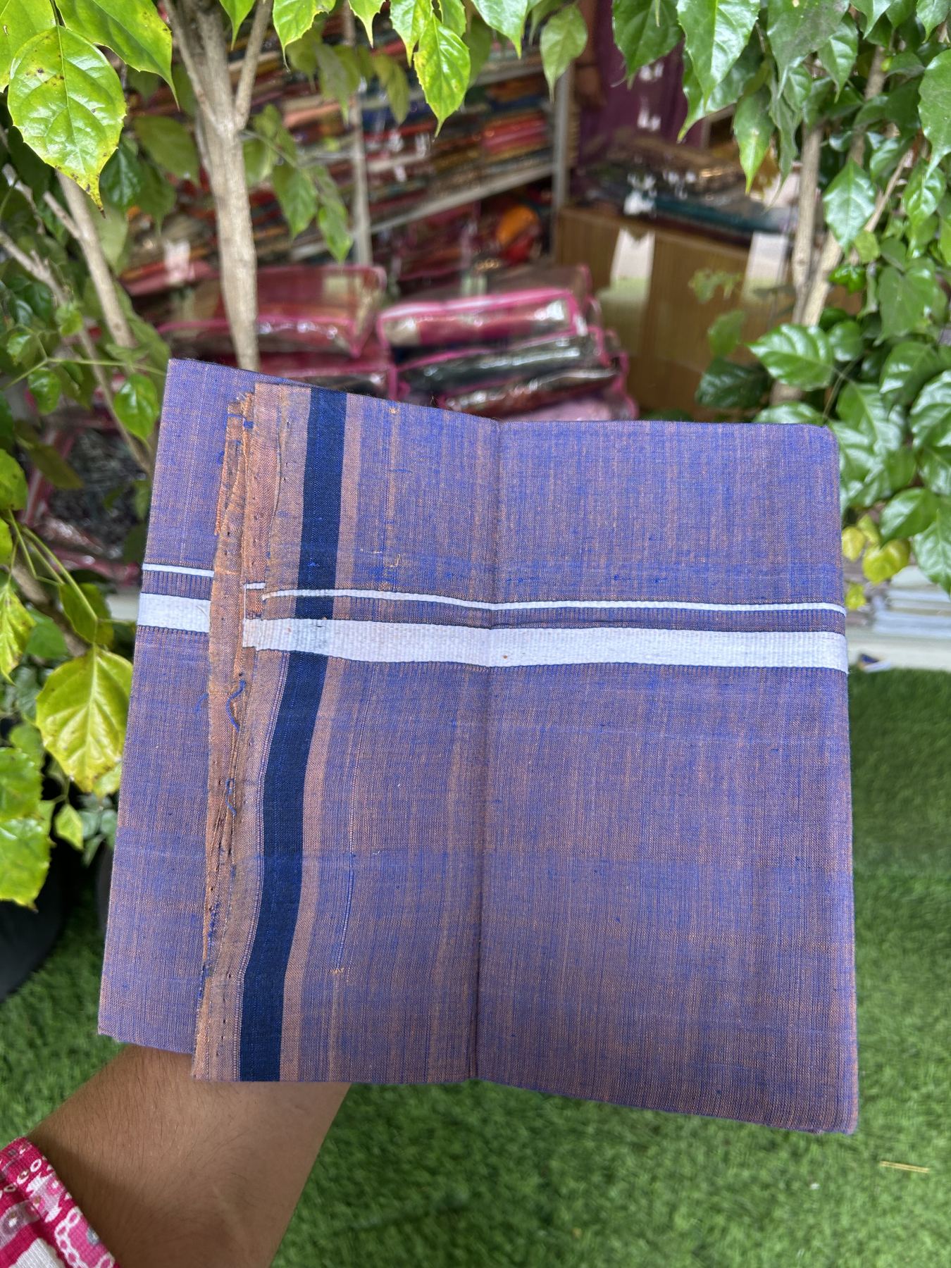 Handloom Single Hallmarked - 10% Discount !! KaithariKada 100% Pure Cotton - Mundu/Dhoti Blue Brown Shaded Body & 1 cm White Kara - (2 meter / 4 muzham) - 11 KK8044 ELA