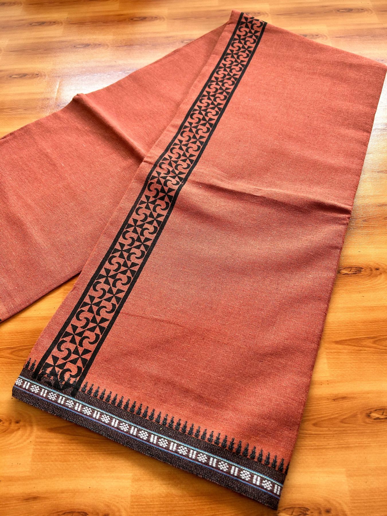 Single Kaily / Lungi - Kaitharikada - Mixed Cotton - 40s twisted - 1.75 inch Black Printed Design Printed Kuppadam Kara With Kavi Colour Body (2 meter / 4 muzham) - 9 KK8075 SAT