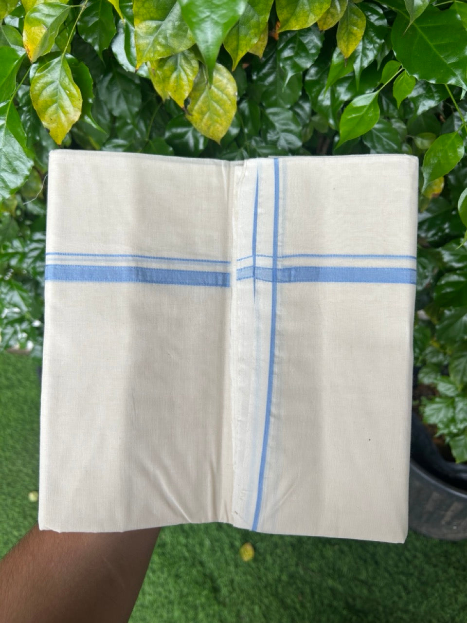20% DISCOUNT! KaithariKada Balaramapuram 100% Cotton Double Off white - (Unbleached) - Mundu/Dhoti- 100x100 - 1 cm Sky Blue Shaded Thin Kara - 4 mtr ( 8.5 muzham)- 3KK5238 ASH