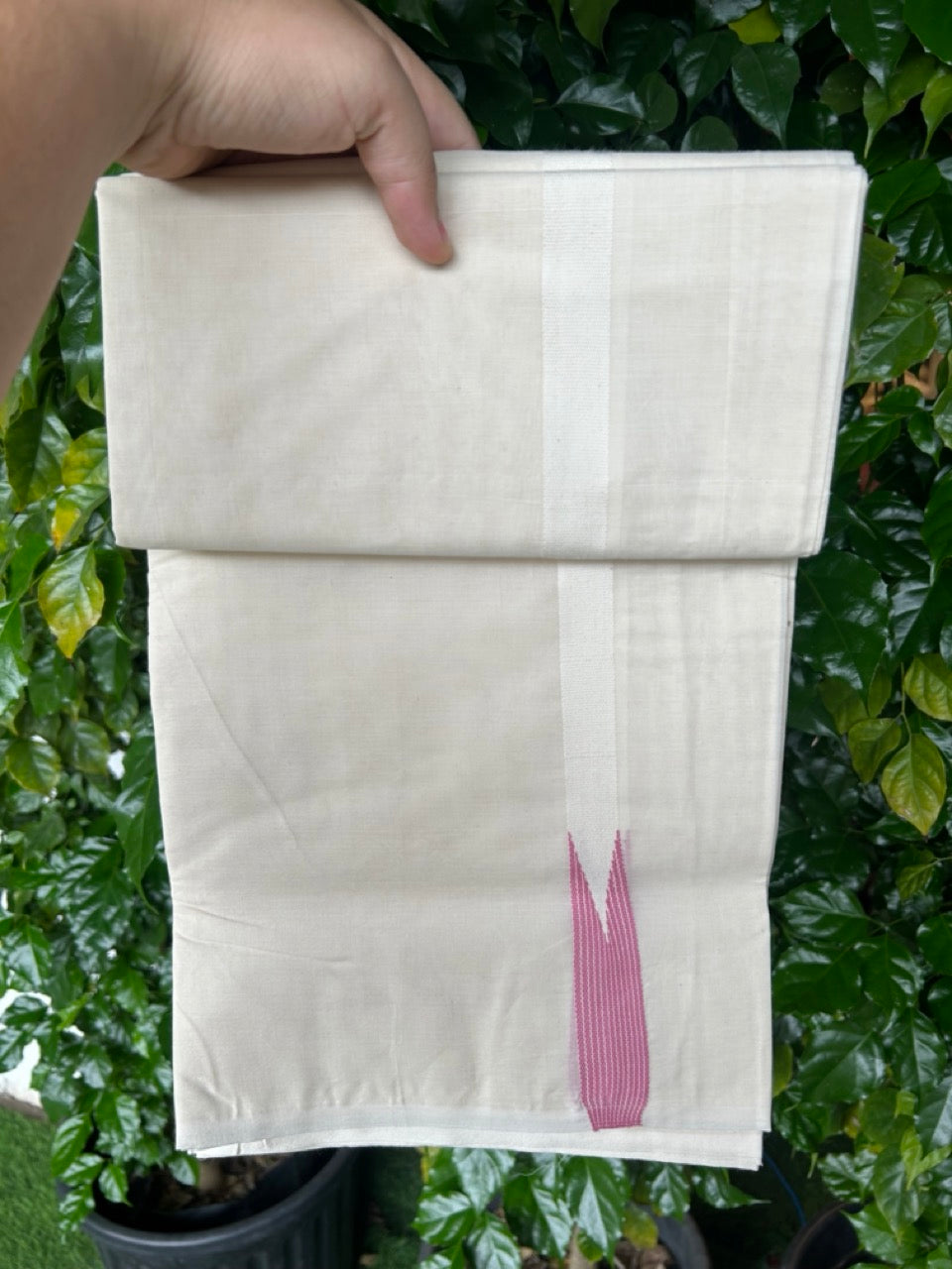 29% DISCOUNT ! KaithariKada Balaramapuram 100% COTTON Double OFF WHITE (Unbleached) Mundu/Dhoti- 100x100 - 1 inch Puliyilakkara Baby Pink Striped Chutty Kara - 4mtr (8.5 muzham)- 4KK5238 ASH