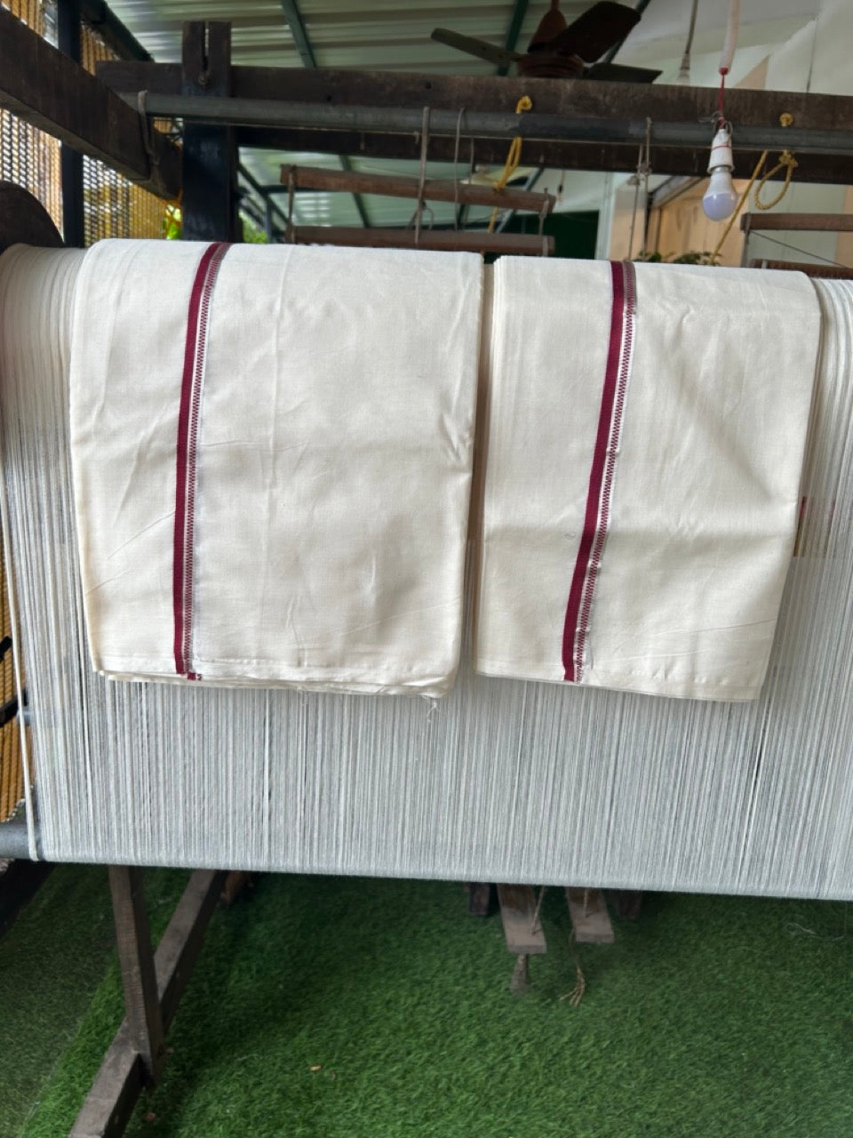 20% Discount!! KaithariKada Balaramapuram - 100% PURE Cotton Off White  (Unbleached) Mundu/Dhoti & Neriyath set - 1.5 cm Silver Kasavu & Maroon Design Kara - 17KK5238 ASH