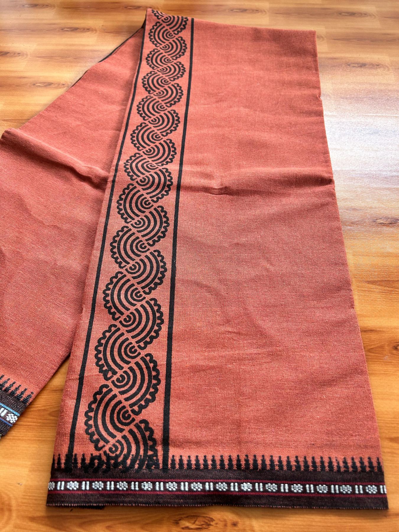 Single Kaily / Lungi - Kaitharikada - Mixed Cotton - 40s twisted - 1.75 inch Black Printed Design Printed Kuppadam Kara With Kavi Colour Body (2 meter / 4 muzham) - 17 KK8075 SAT