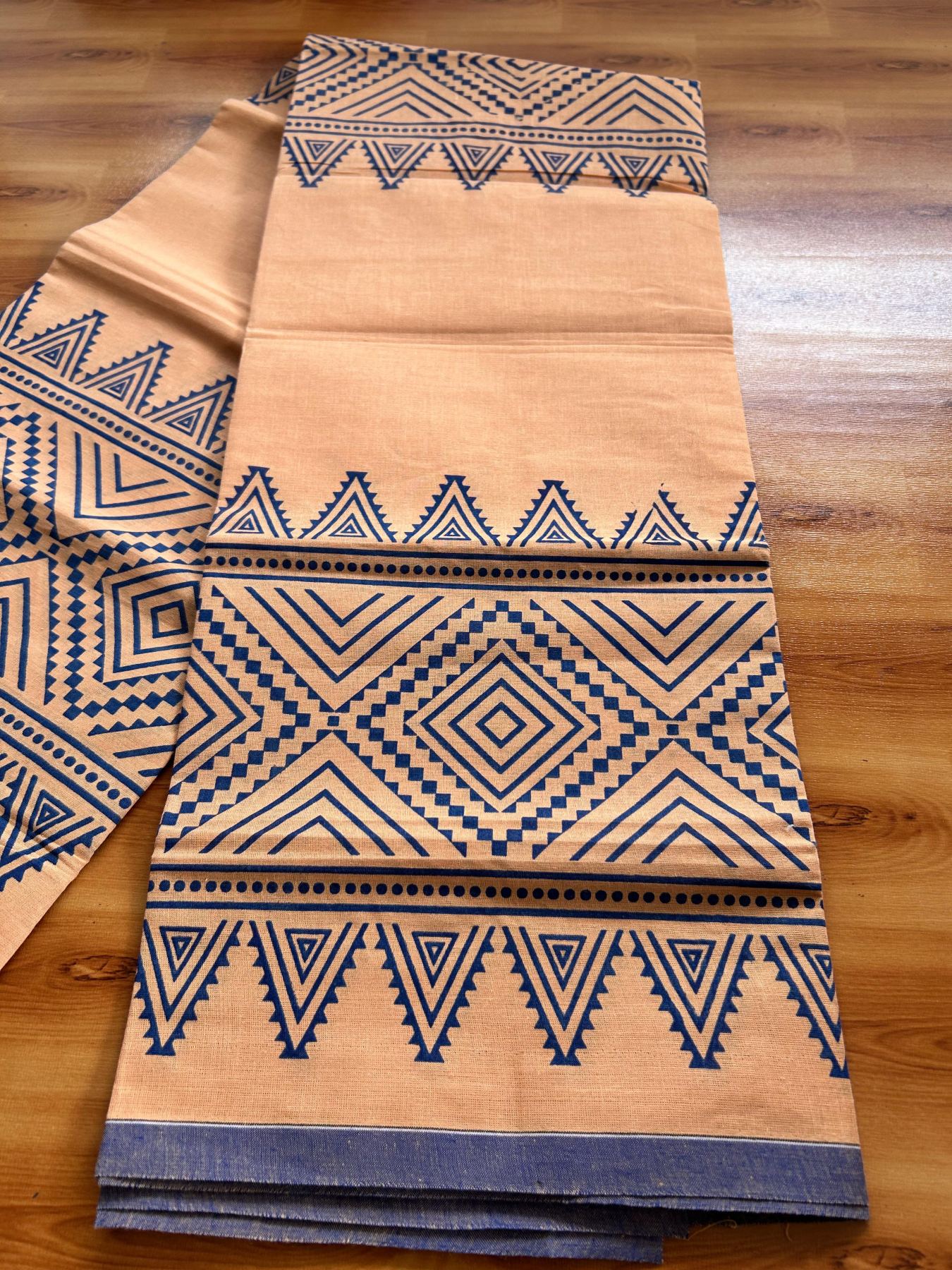 Single Kaily / Lungi - Pure Cotton - (40s) -  Blue Printed design with Light Kavi colour body (2 meter / 4 muzham) - 10 KK8071 GAN