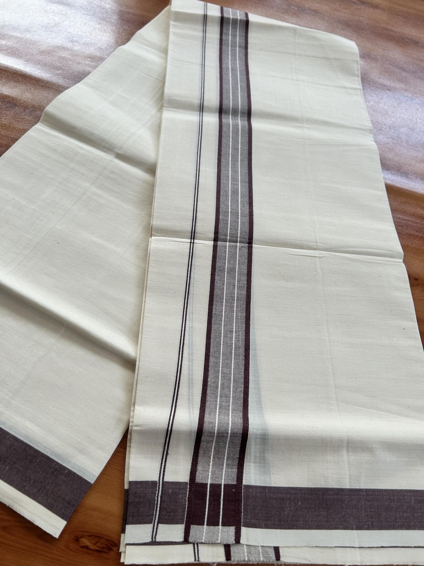 Single Off White - (Unbleached) Mundu/Dhoti - KaithariKada Balaramapuram Pure Cotton 70x30 - 1.25 inch Brown Striped Kara (2 meter /4 muzham) - 6 KK5409 PMC