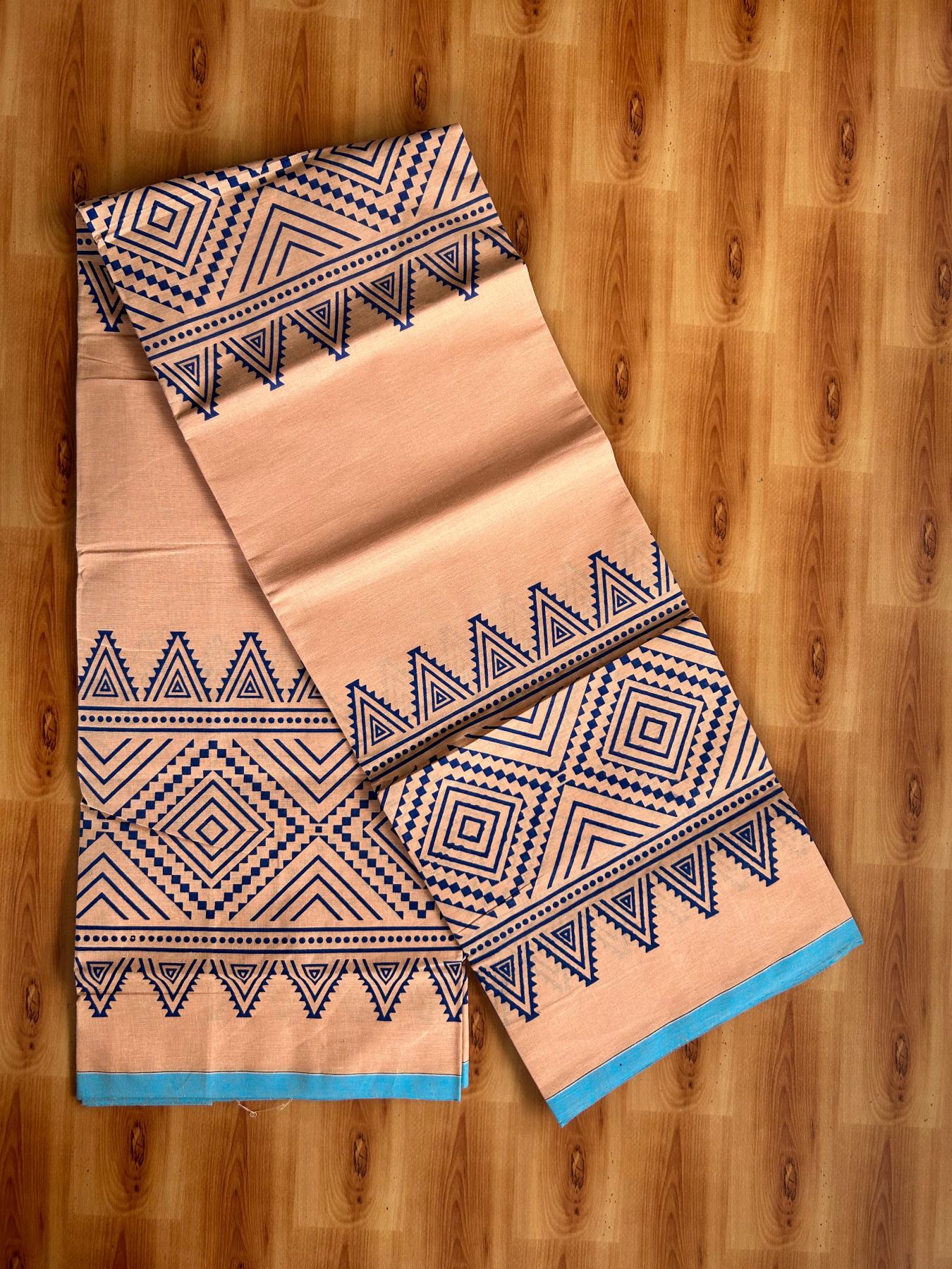 Single Kaily / Lungi - Pure Cotton - (40s) -  Blue Printed design with Light Kavi colour body (2 meter / 4 muzham) - 12 KK8071 GAN