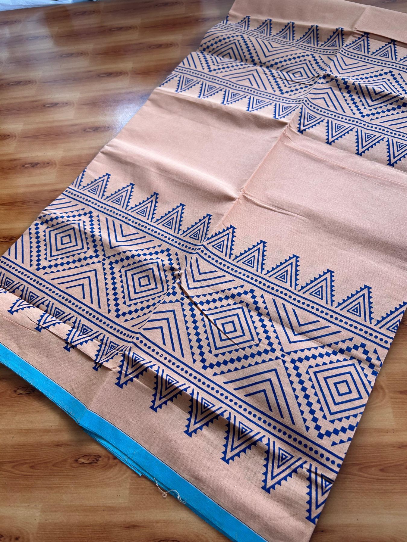 Single Kaily / Lungi - Pure Cotton - (40s) -  Blue Printed design with Light Kavi colour body (2 meter / 4 muzham) - 12 KK8071 GAN