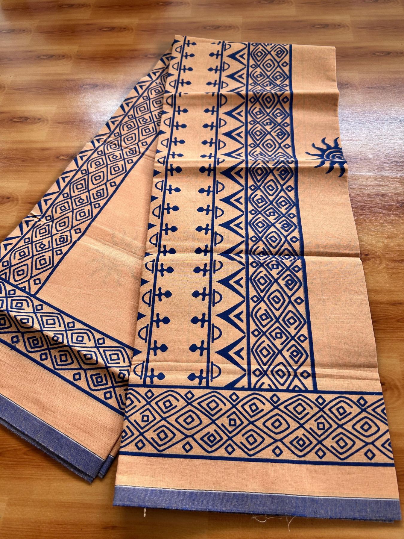 Single Kaily / Lungi - Pure Cotton - (40s) -  Blue Printed design with Light Kavi colour body (2 meter / 4 muzham) - 15 KK8071 GAN