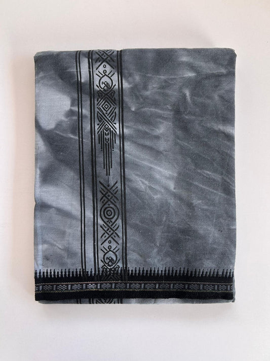 Single Kaily / Lungi - Kaitharikada - Mixed Cotton - 40s twisted - 1.5 inch Black Printed Design Kara With Ash Grey & Black Shaded Colour Body (2 meter / 4 muzham) -  6 KK8088 SAT