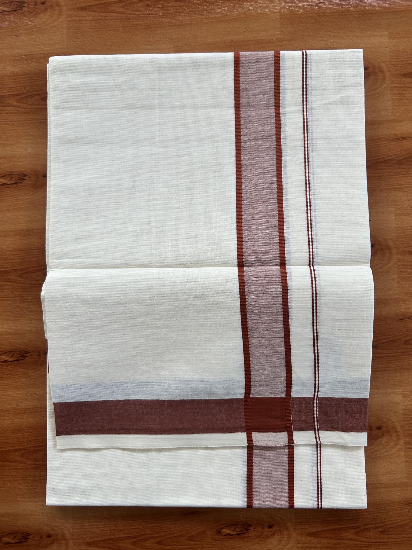 Single Off White - (Unbleached) Mundu/Dhoti - KaithariKada Balaramapuram Pure Cotton 70x30 - 1.25 inch Reddish Brown Shaded Kara (2 meter / 4 muzham) - 3 KK5409 PMC