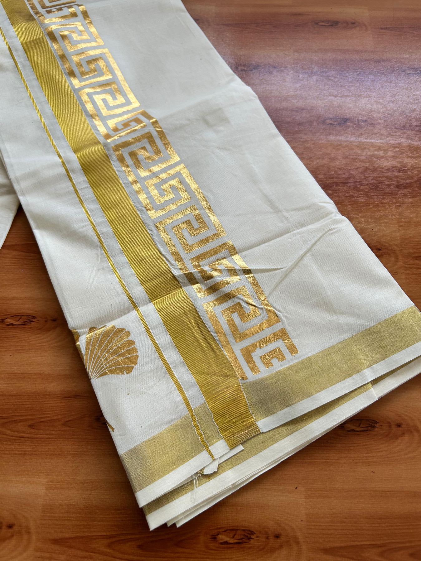 Double Off White (Unbleached) Mundu/Dhoti - 20% Discount!! KaithariKada Mixed Cotton (60s) - 3 inch Gold Kasav & Printed Designer Kara 4 mtr (8.5 Muzham) - 35 KK5487 CKS