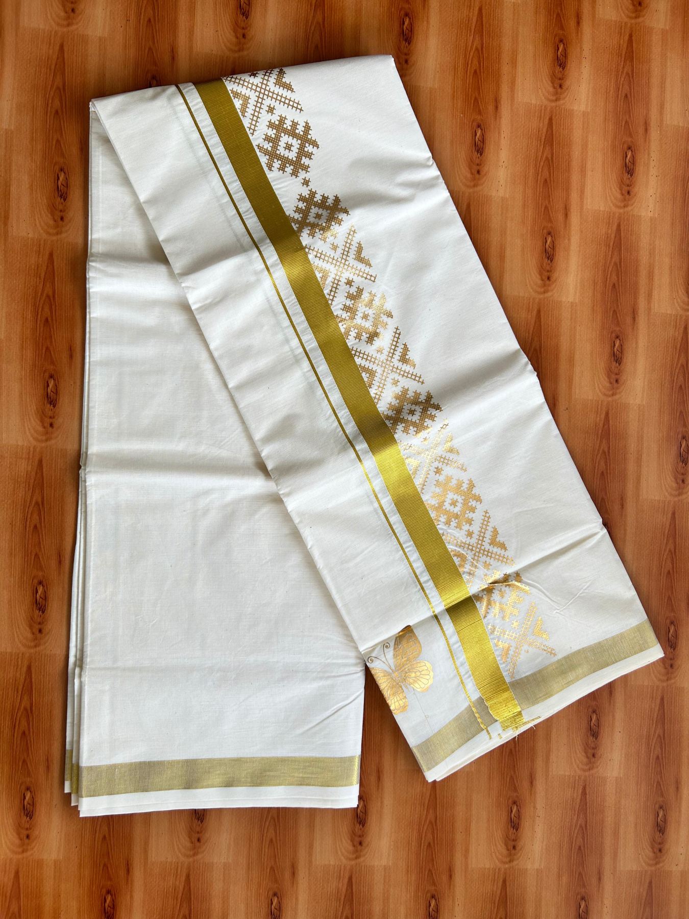 Double Off White (Unbleached) Mundu/Dhoti - 20% Discount!! KaithariKada Mixed Cotton (60s) - 3 inch Gold Kasav & Printed Designer Kara 4 mtr (8.5 Muzham) - 36 KK5487 CKS