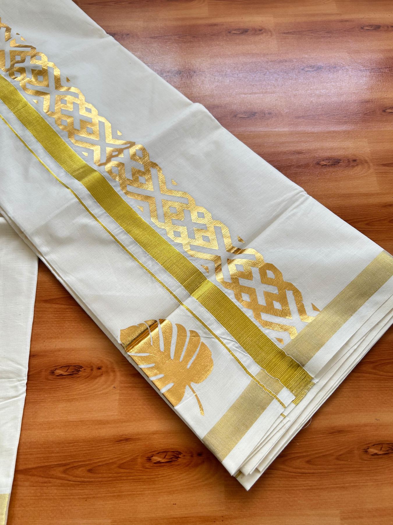 Double Off White (Unbleached) Mundu/Dhoti - 20% Discount!! KaithariKada Mixed Cotton (60s) - 3 inch Gold Kasav & Printed Designer Kara 4 mtr (8.5 Muzham) - 37 KK5487 CKS