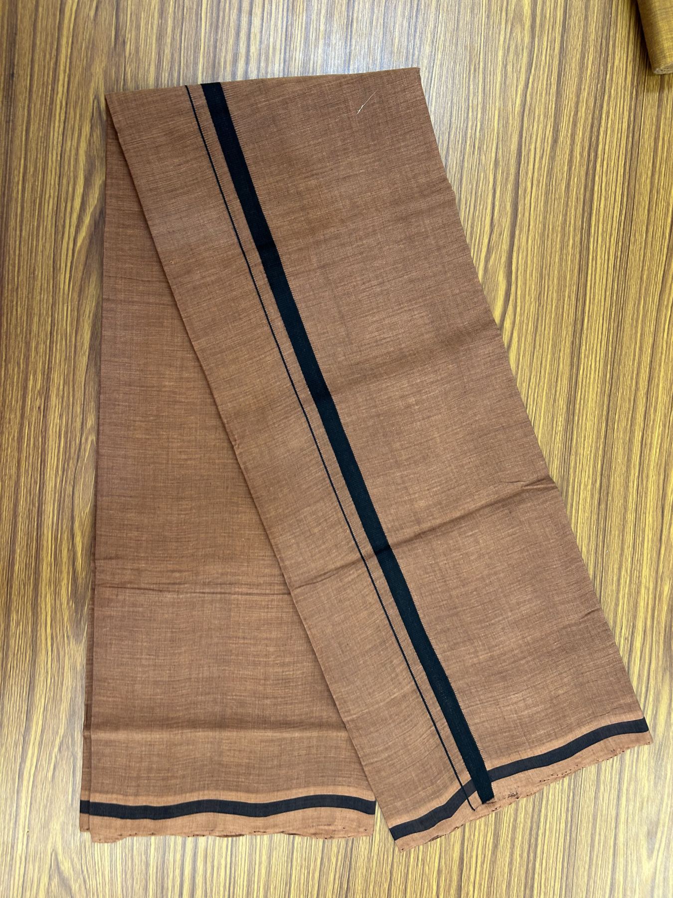 Handloom Single Hallmarked - 10% Discount ! KaithariKada 100% Pure Cotton - Mundu/Dhoti 0.5 inch Black Kara with Kavi colour Body - (2 meter / 4 muzham) - 75 KK8044 ELA