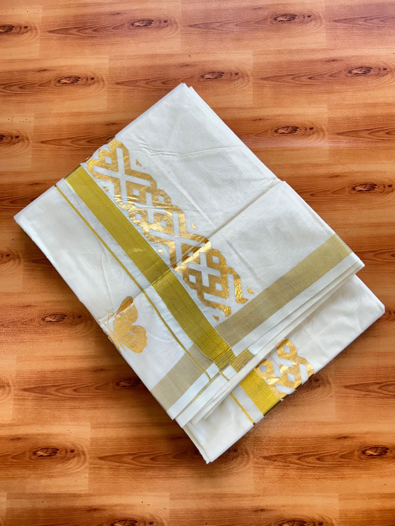 Double Off White (Unbleached) Mundu/Dhoti - 20% Discount!! KaithariKada Mixed Cotton (60s) - 2.75 inch Gold Kasav & Printed Designer Kara 4 mtr (8.5 Muzham) - 41 KK5487 CKS