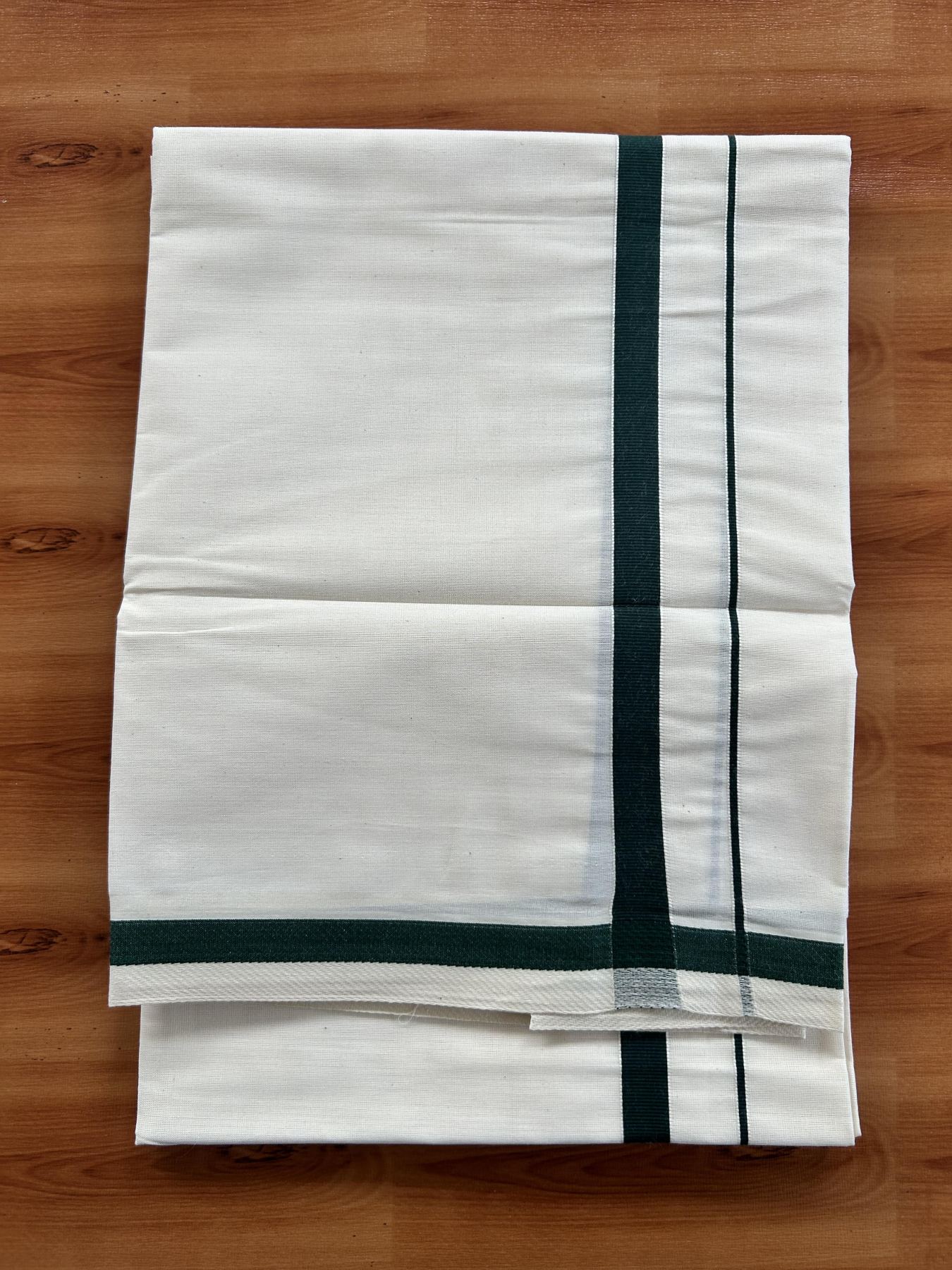 Single Off White - (Unbleached) Mundu/Dhoti - KaithariKada Balaramapuram Pure Cotton 70x30 - 0.5 cm Green Kara (2 meter /4 muzham) - 13 KK5409 PMC