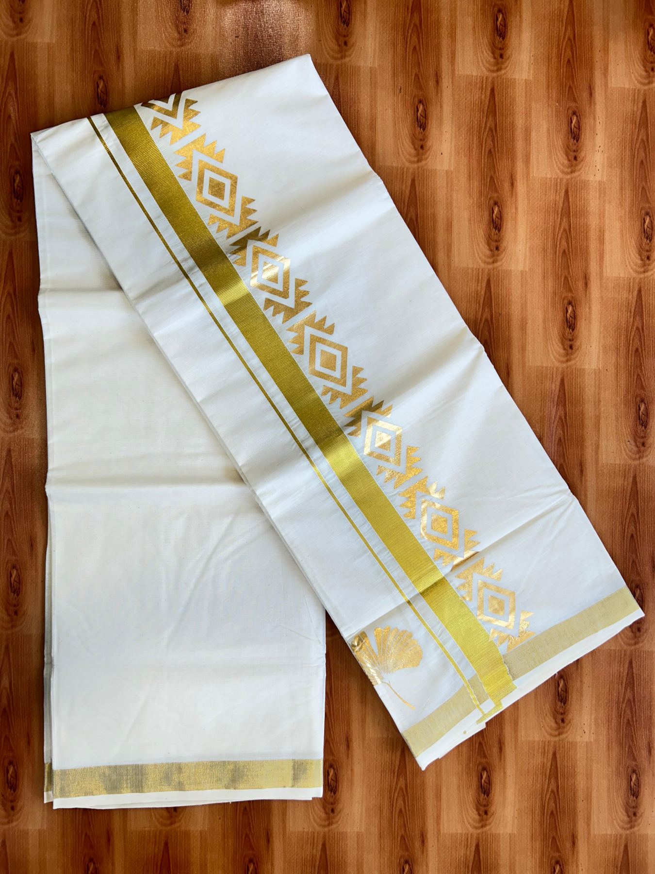 Double Off White (Unbleached) Mundu/Dhoti - 20% Discount!! KaithariKada Mixed Cotton (60s) - 3 inch Gold Kasav & Printed Designer Kara 4 mtr (8.5 Muzham) - 44 KK5487 CKS