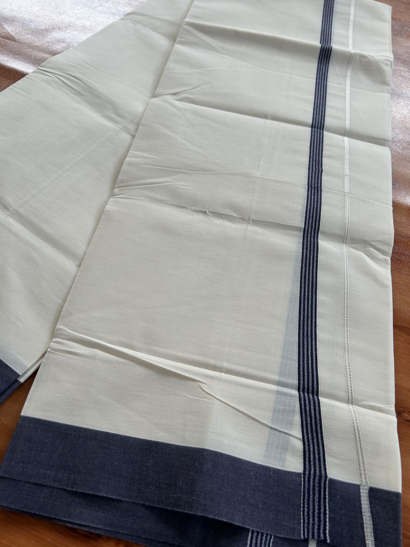 Single Off White - (Unbleached) Mundu/Dhoti - KaithariKada Balaramapuram Cotton 70x30 - 1.5 inch Silver Kasav & Navy Blue Striped Kara (2 meter / 4 muzham) - 27 KK5409 PMC