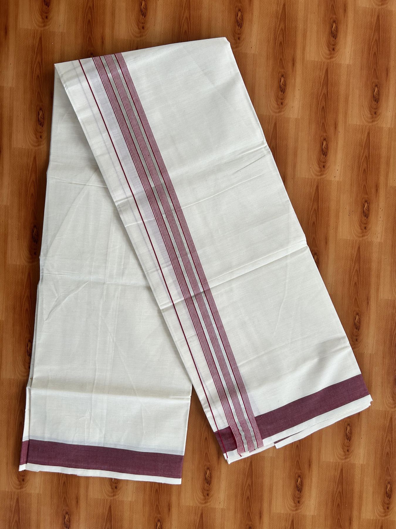 Single Off White - (Unbleached) Mundu/Dhoti - KaithariKada Balaramapuram Cotton 70x30 - 1.5 inch Silver Kasav & Maroon Striped Kara (2 meter / 4 muzham) - 22 KK5409 PMC