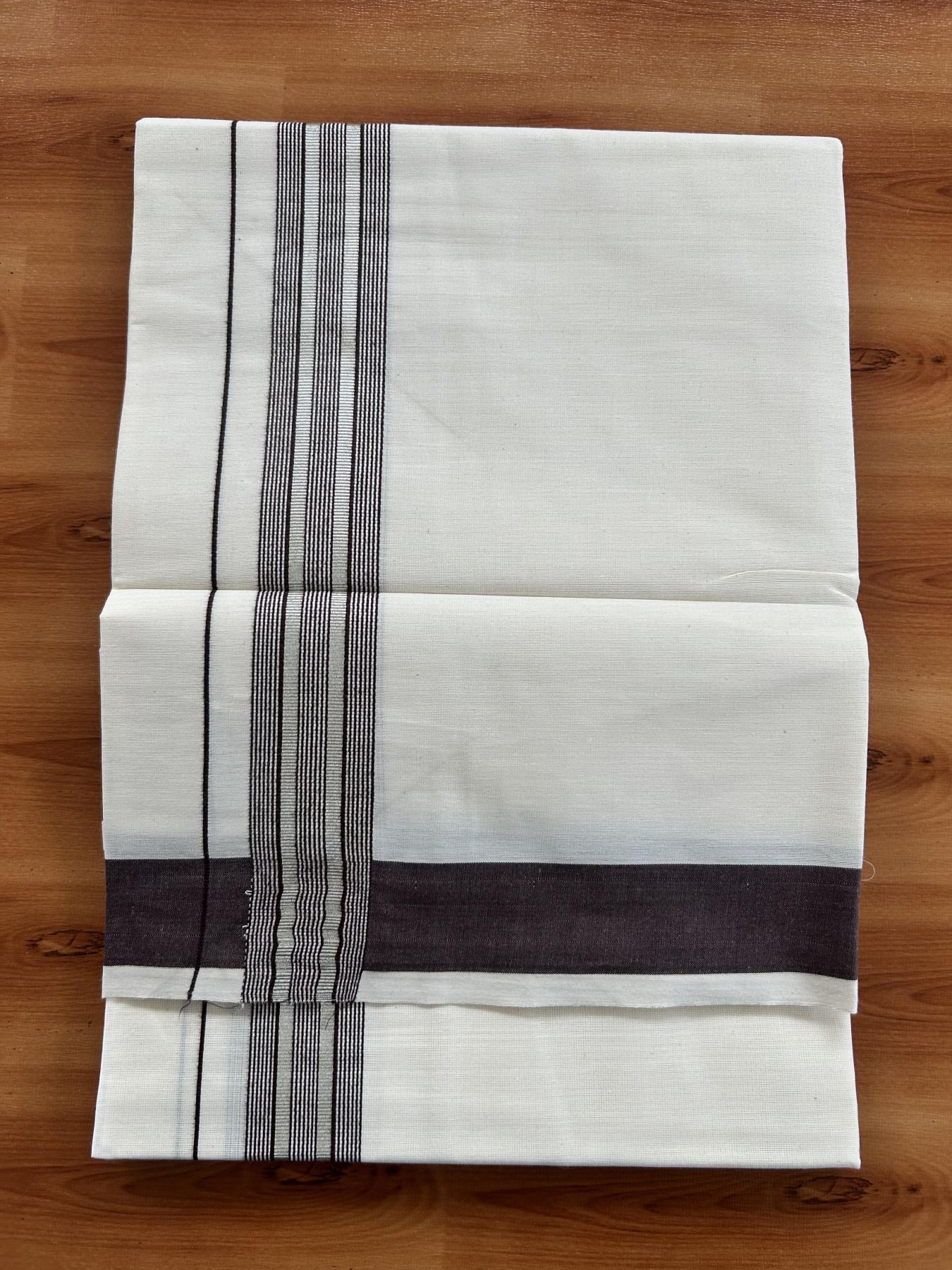 Single Off White - (Unbleached) Mundu/Dhoti - KaithariKada Balaramapuram Cotton 70x30 - 1.5 inch Silver Kasav & Brown Striped Kara (2 meter / 4 muzham) - 21 KK5409 PMC