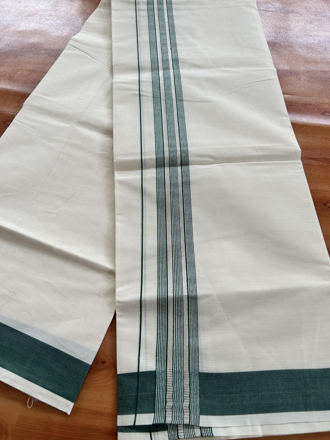 Single Off White - (Unbleached) Mundu/Dhoti - KaithariKada Balaramapuram Cotton 70x30 - 1.5 inch Silver Kasav & Green Striped Kara (2 meter / 4 muzham) - 23 KK5409 PMC