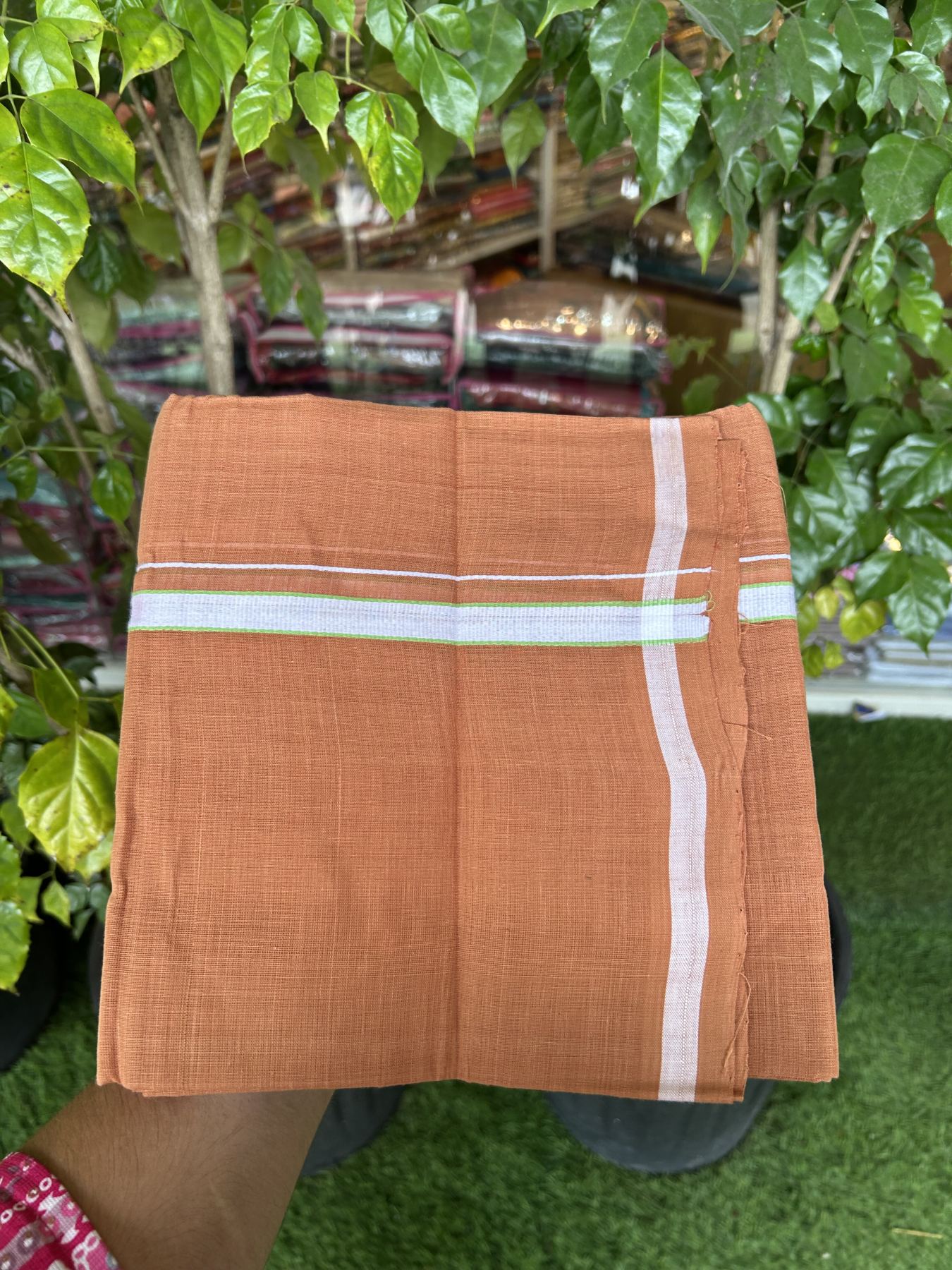 Handloom Single Hallmarked - 10% Discount ! KaithariKada 100% Pure Cotton - Mundu/Dhoti 0.5 inch White & Parrot Green Kara with Kavi colour Body - (2 meter / 4 muzham) - 58 KK8044 ELA