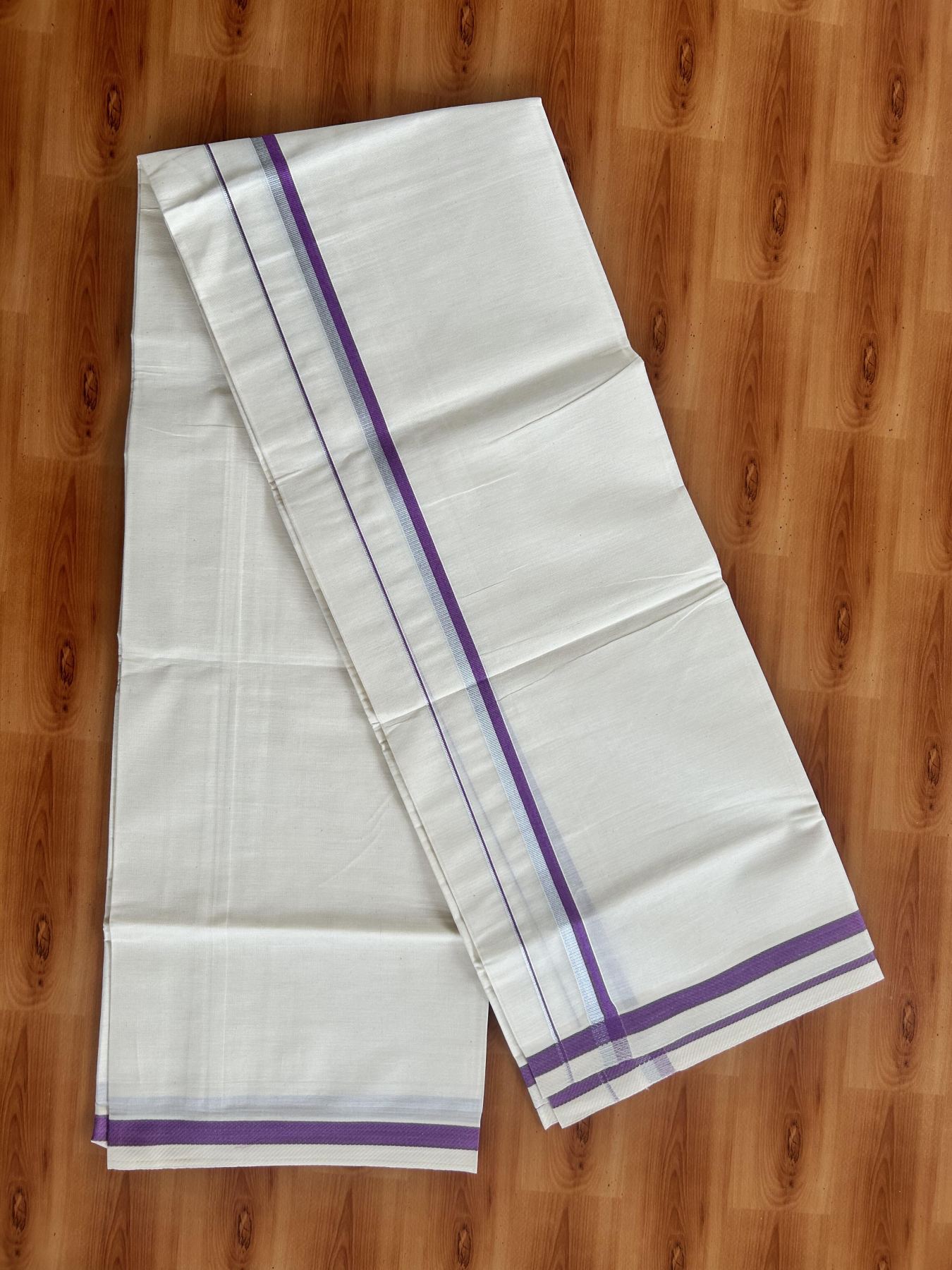 Single Off White - (Unbleached) Mundu/Dhoti - KaithariKada Balaramapuram Cotton 70x30 - 0.5 inch Silver Kasav & Violet Kara (2 meter / 4 muzham) - 25 KK5409 PMC