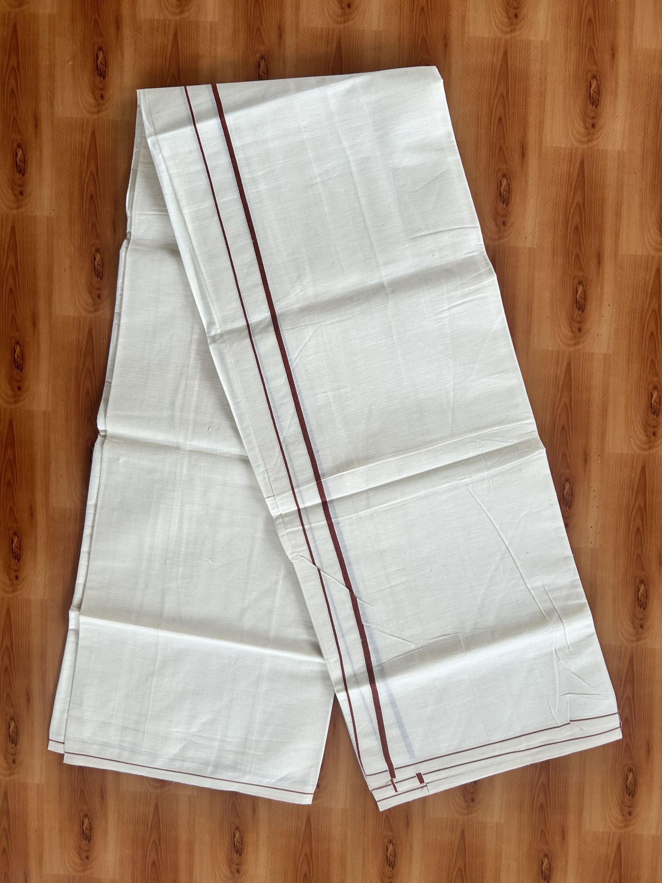Single Off White - (Unbleached) Mundu/Dhoti - KaithariKada Balaramapuram Pure Cotton 70x30 - 0.3 cm Brown Kara (2 meter /4 muzham) - 19 KK5409 PMC
