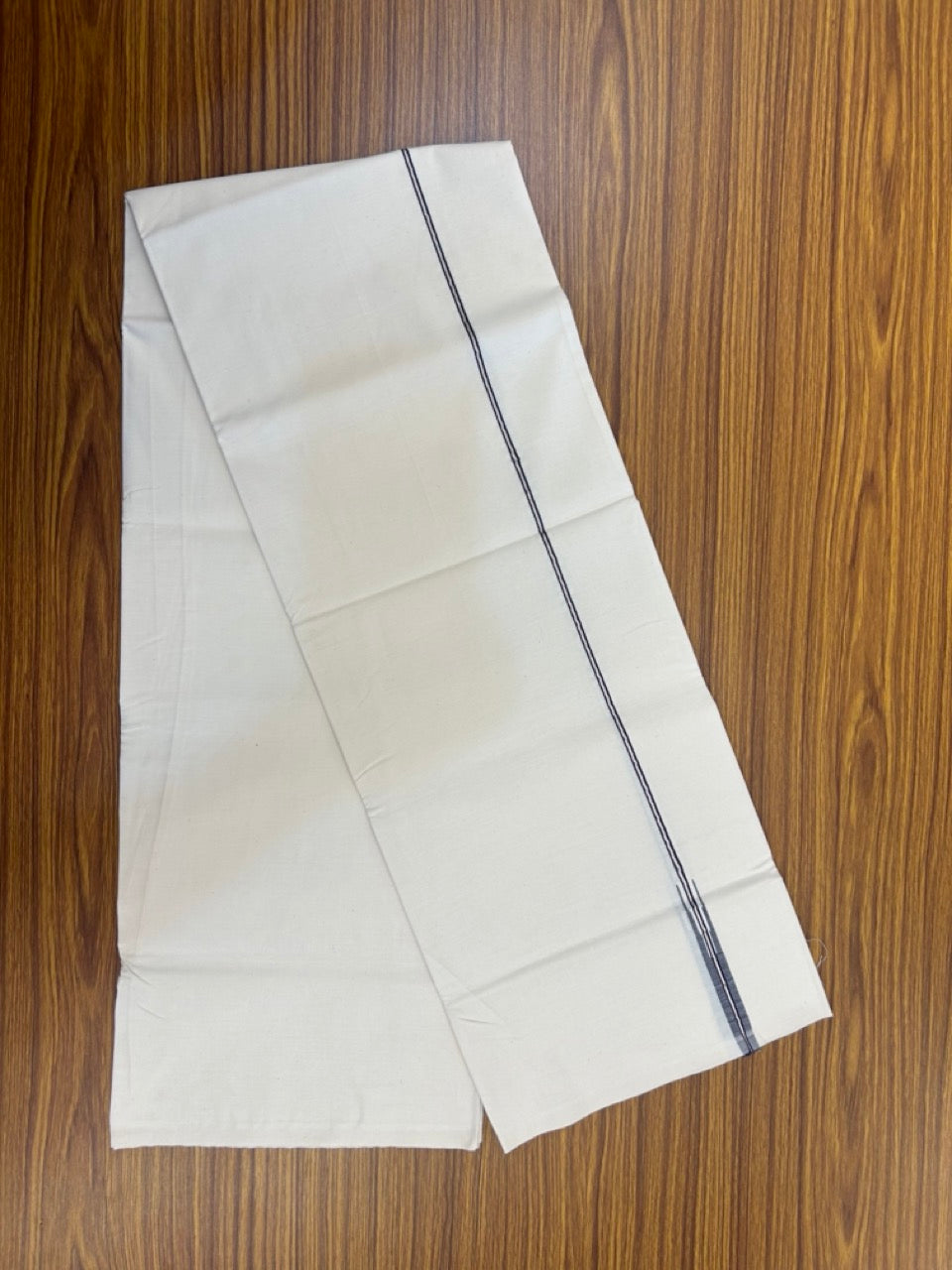 20% Discount! KaithariKada Balaramapuram 100% Cotton Single Off white - (Unbleached) Mundu/Dhoti - 100X100 - 1 cm Puliyilakkara Silver Kasavu & Navy Blue Shaded Chutty Kara (2 meter / 4 muzham) - 3 KK5268 ASH