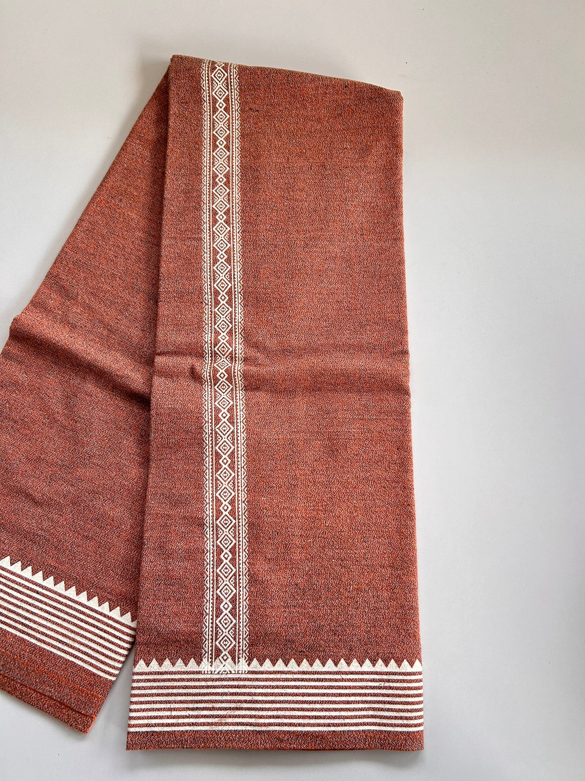 Kaitharikada - Single Kaily / Lungi - Mixed Cotton - 40s twisted - 1.5 inch White Printed kara with Orange , Black & White Shaded colour body (2 meter / 4 muzham) - 7 KK8083 GAN