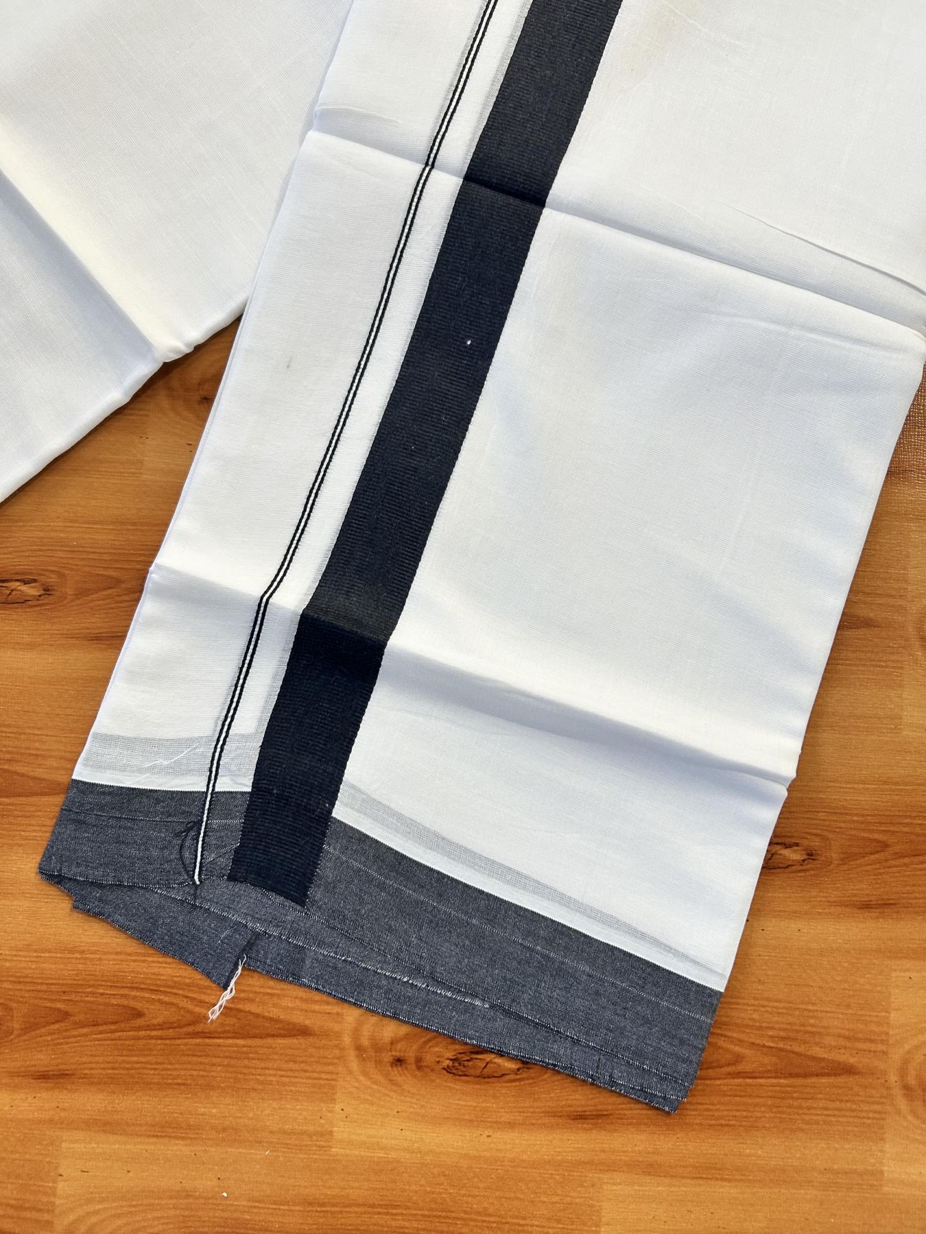 Pure White Double Mundu/Dhoti - 20% Discount ! Kaitharikada Pure Cotton - (60s) - 1.25 inch Deep Navy Blue Kara 3.80 mtr (8 muzham) - 47 KK5456 THI